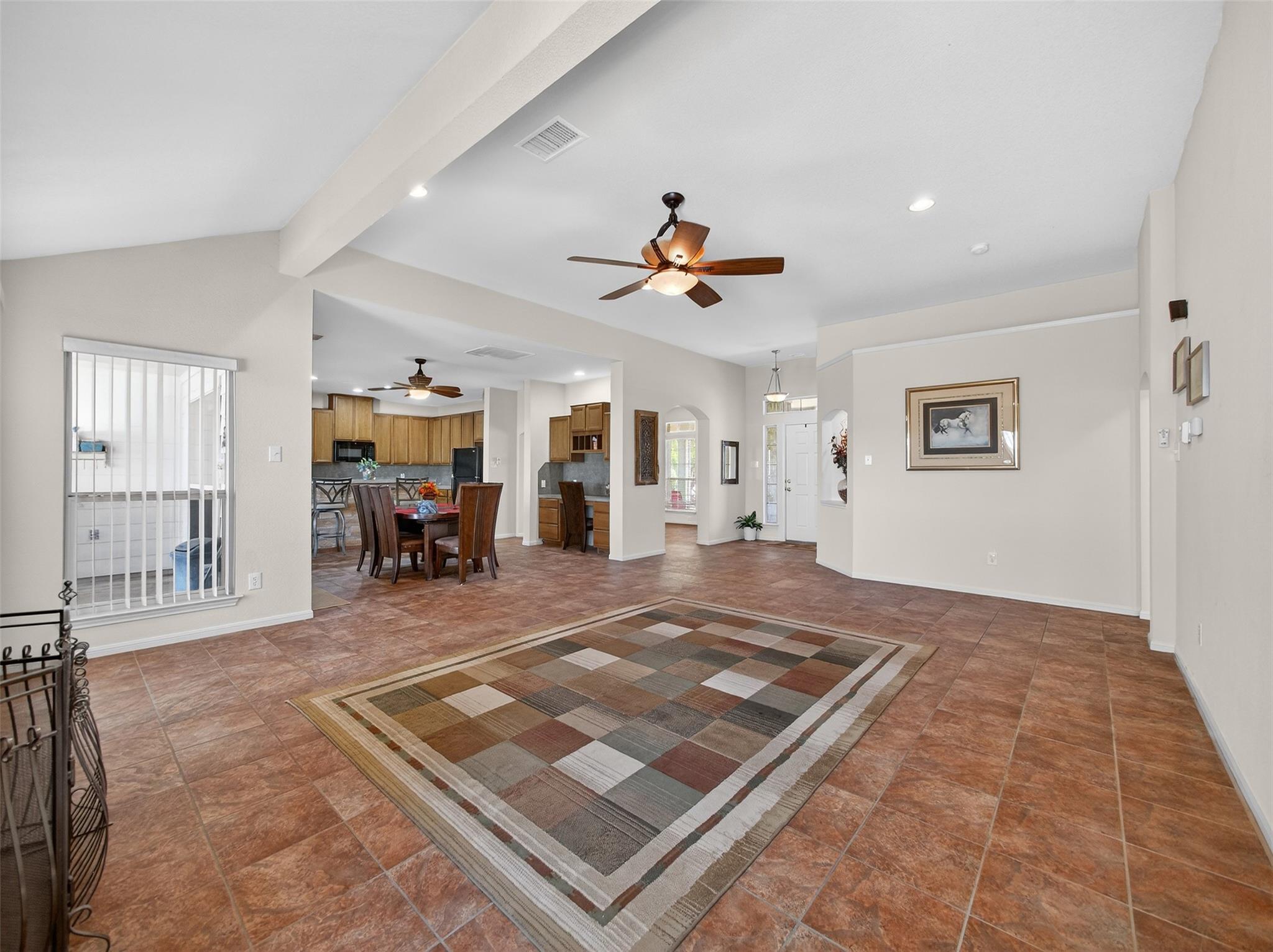 1281 Private Road 7037, Lexington, TX 78947