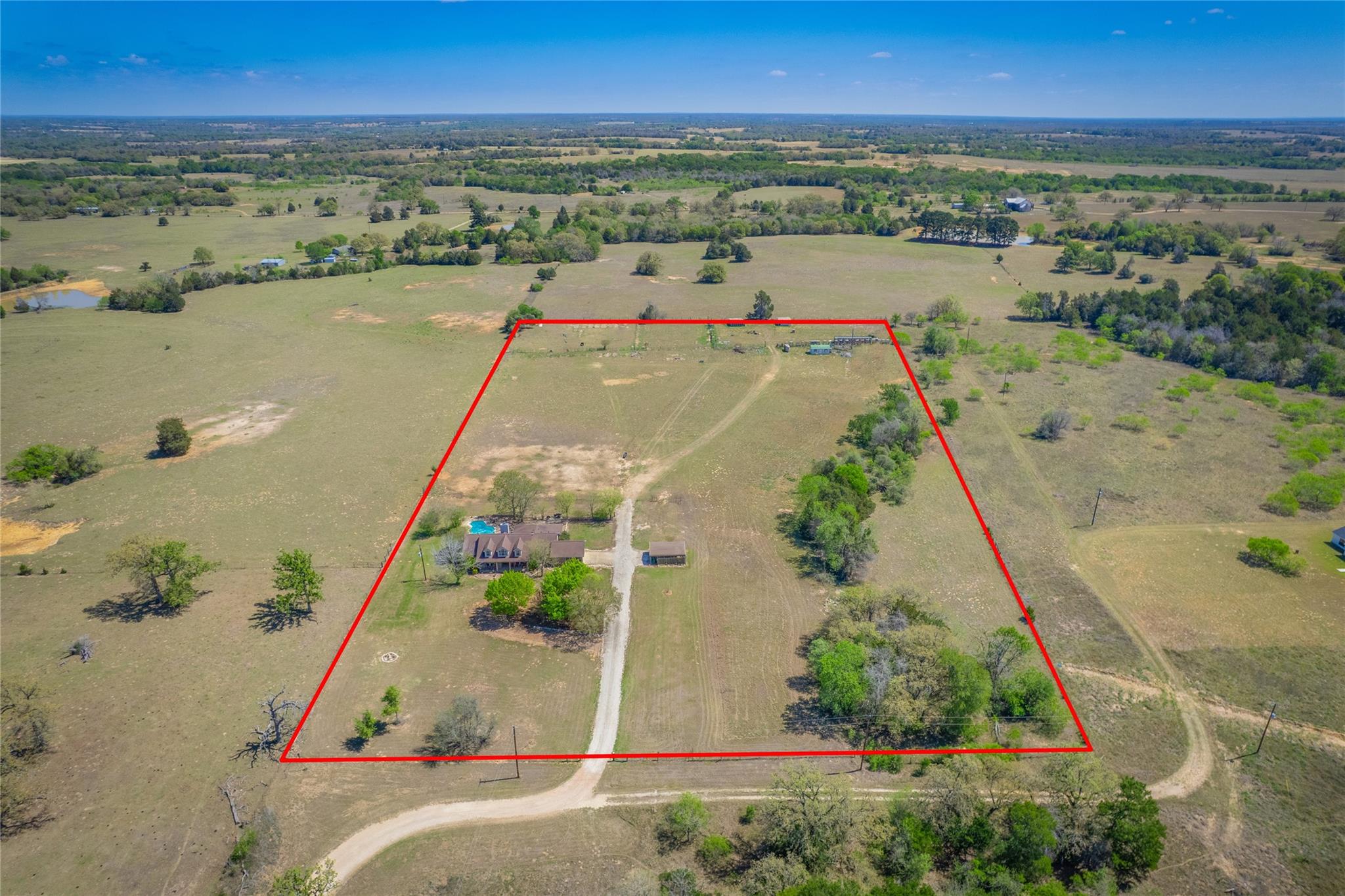 1281 Private Road 7037, Lexington, TX 78947