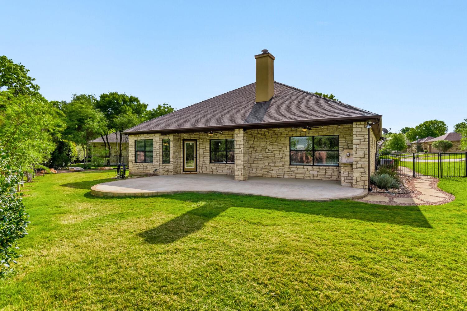 501 Caprock Canyon Trl, Georgetown, TX 78633