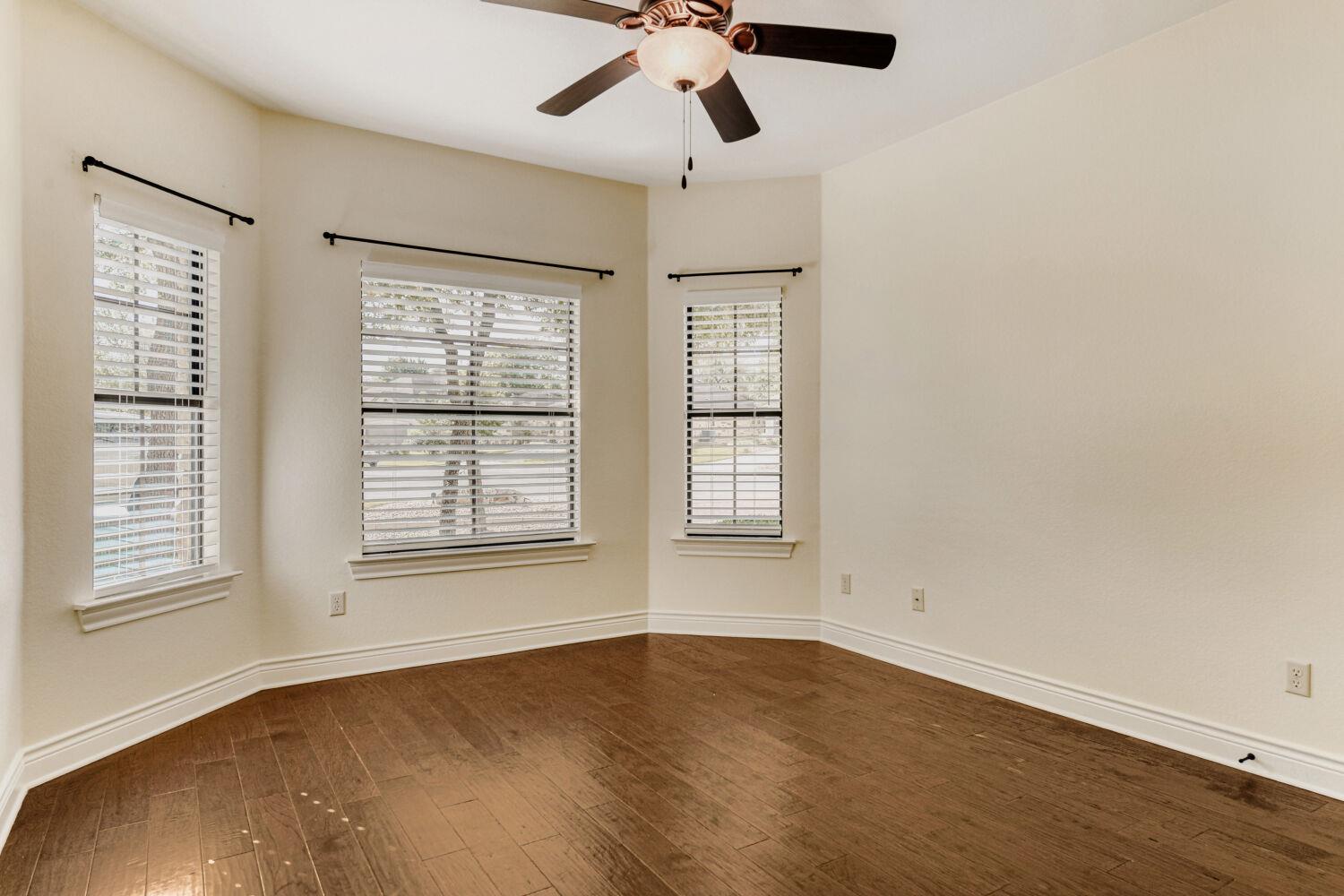 501 Caprock Canyon Trl, Georgetown, TX 78633