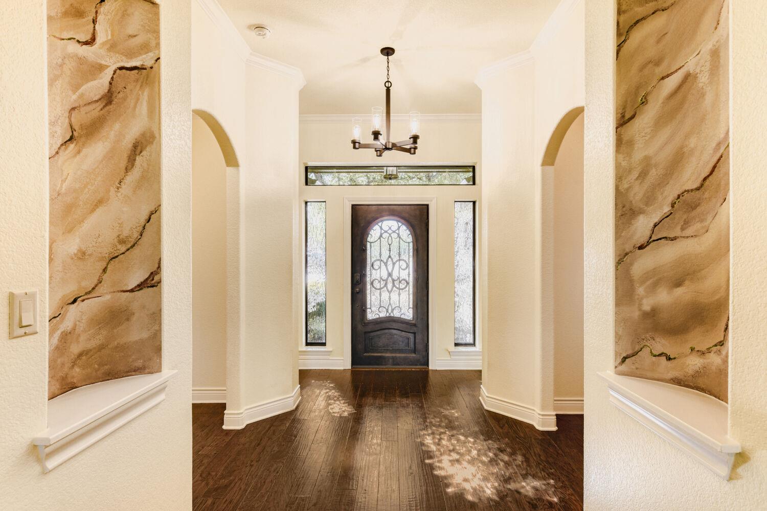 501 Caprock Canyon Trl, Georgetown, TX 78633