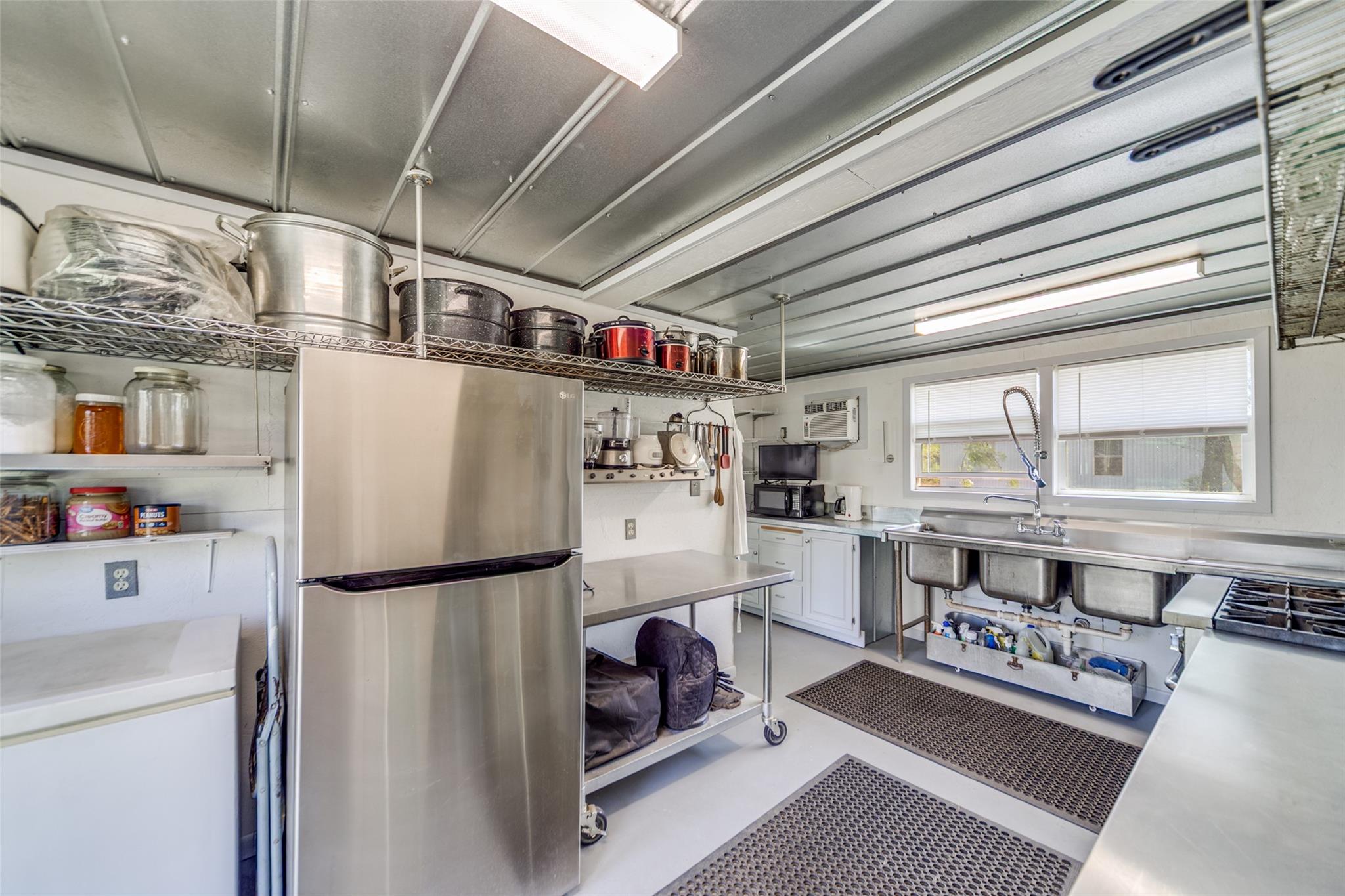 2754 Ranch Road 1323, Fredericksburg, TX 78624