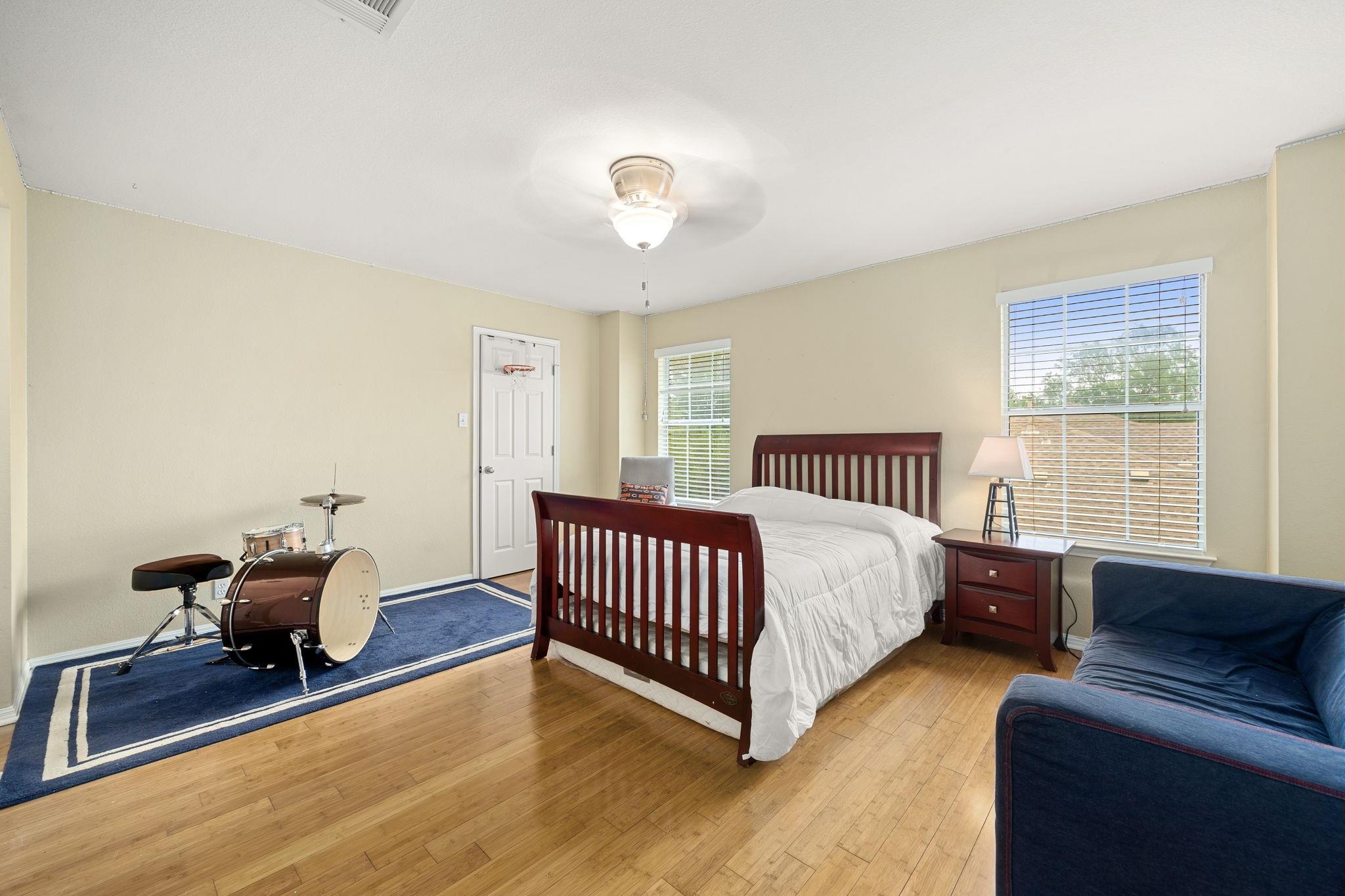 2624 Niemann Dr, Austin, TX 78748