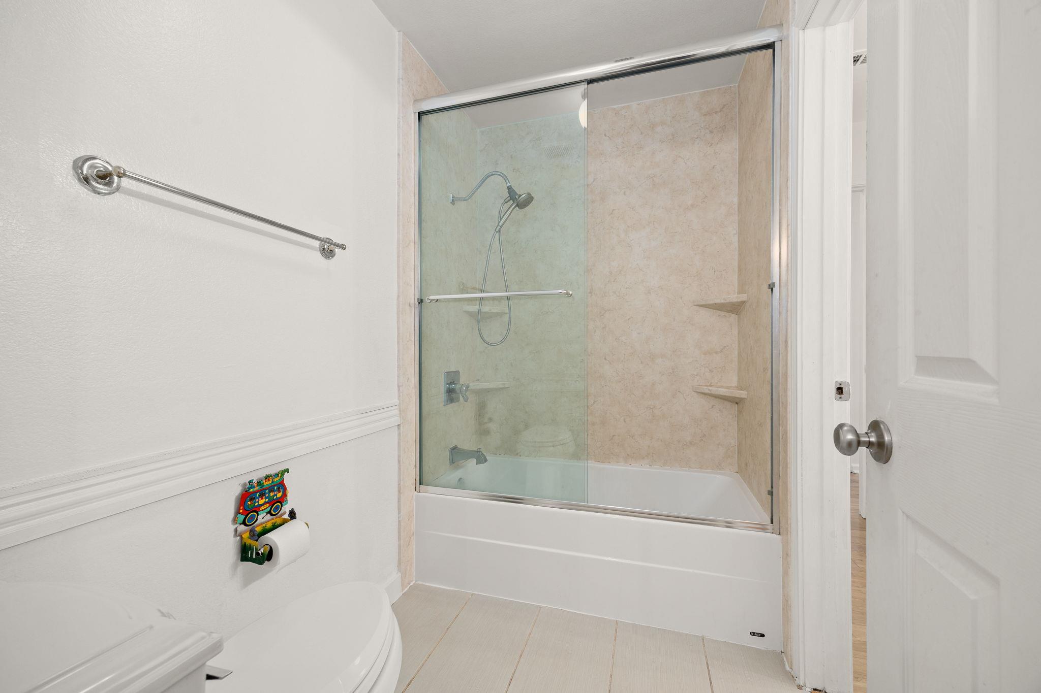 2624 Niemann Dr, Austin, TX 78748