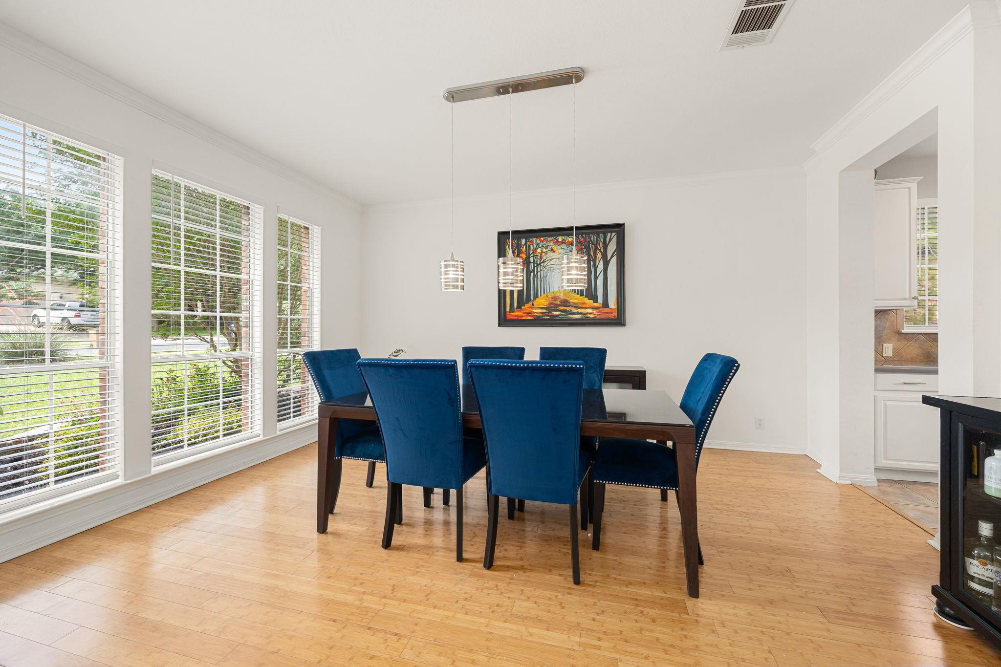 2624 Niemann Dr, Austin, TX 78748