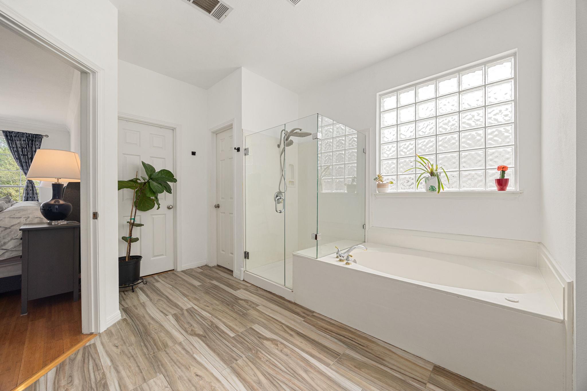 2624 Niemann Dr, Austin, TX 78748