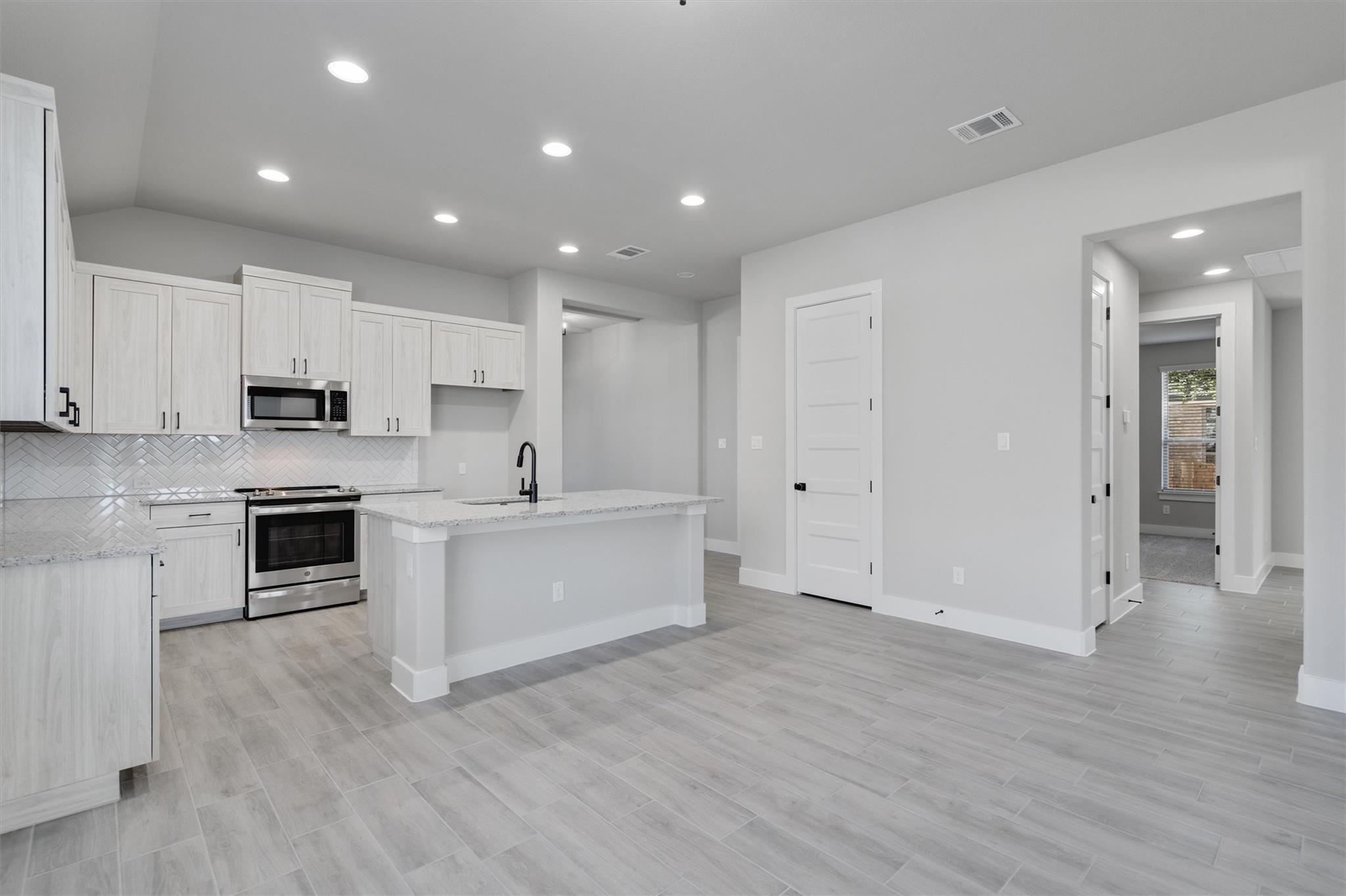 224 Scenic Hills Cir, Georgetown, TX 78628