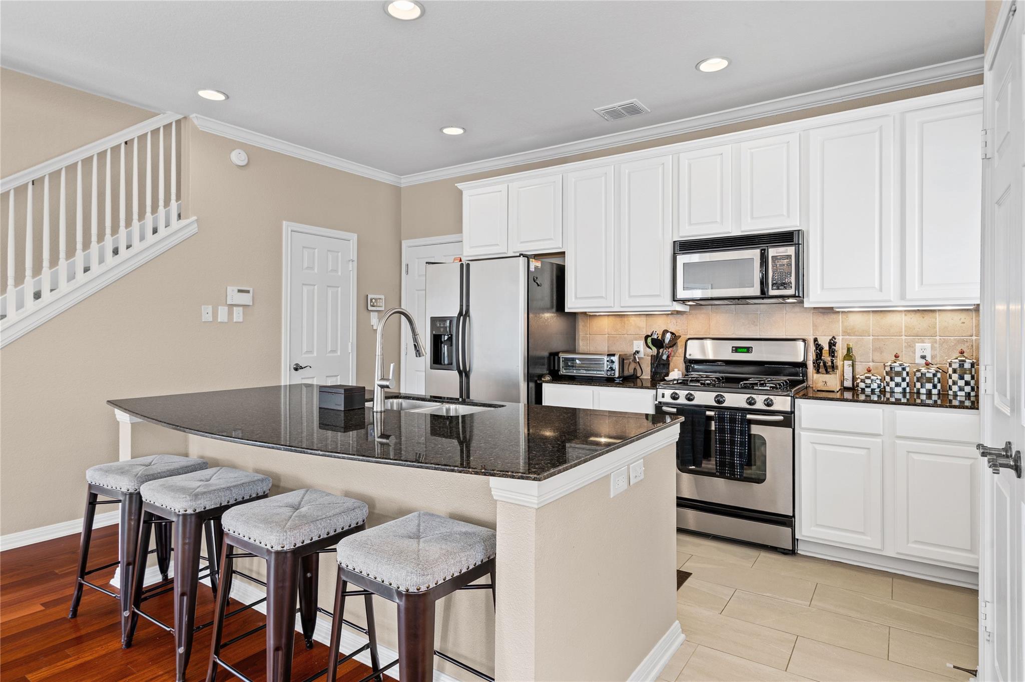 411 W St Elmo Rd # 24, Austin, TX 78745