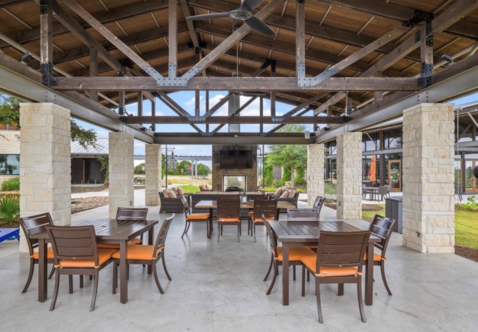 112 Crimson Sky, Dripping Springs, TX 78620