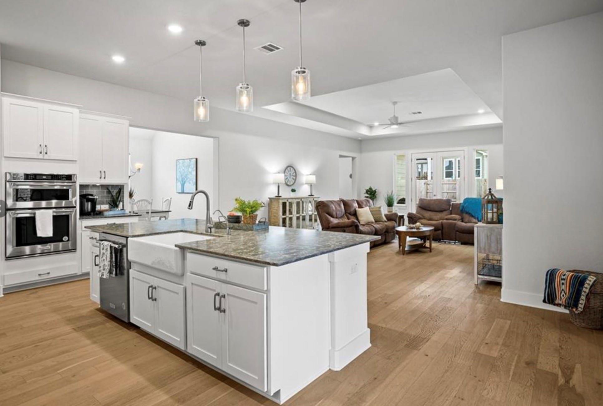 112 Crimson Sky, Dripping Springs, TX 78620