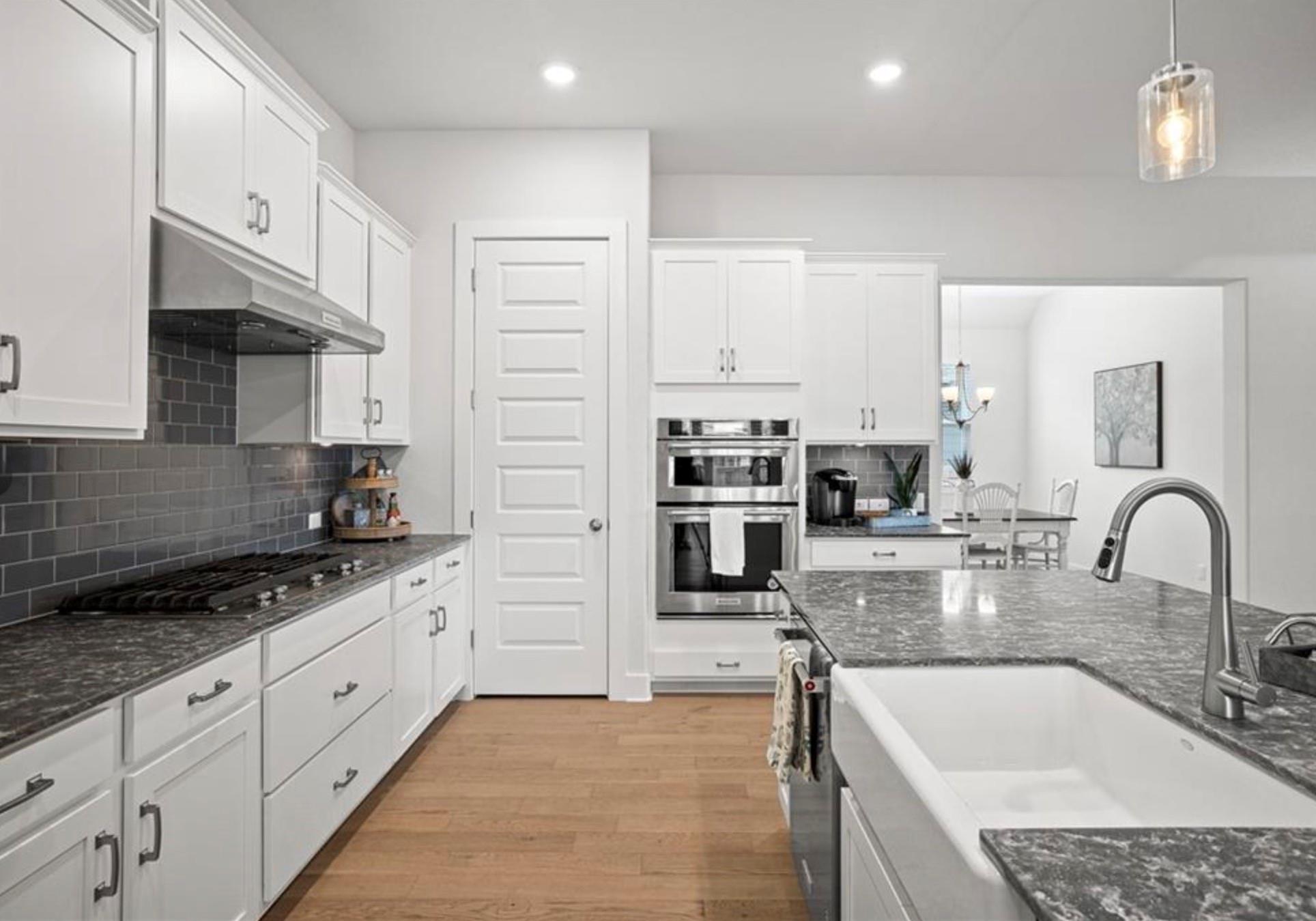 112 Crimson Sky, Dripping Springs, TX 78620