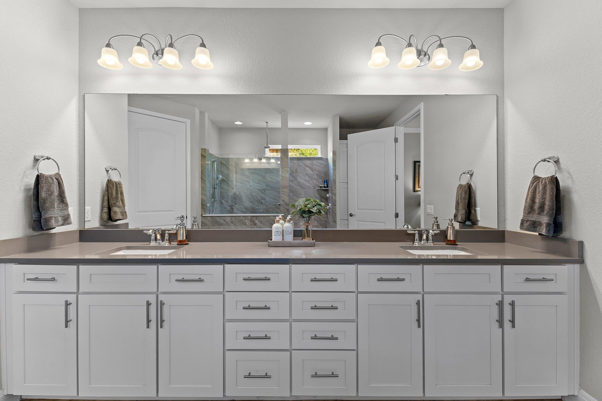 431 Star Mountain Ln, Georgetown, TX 78633