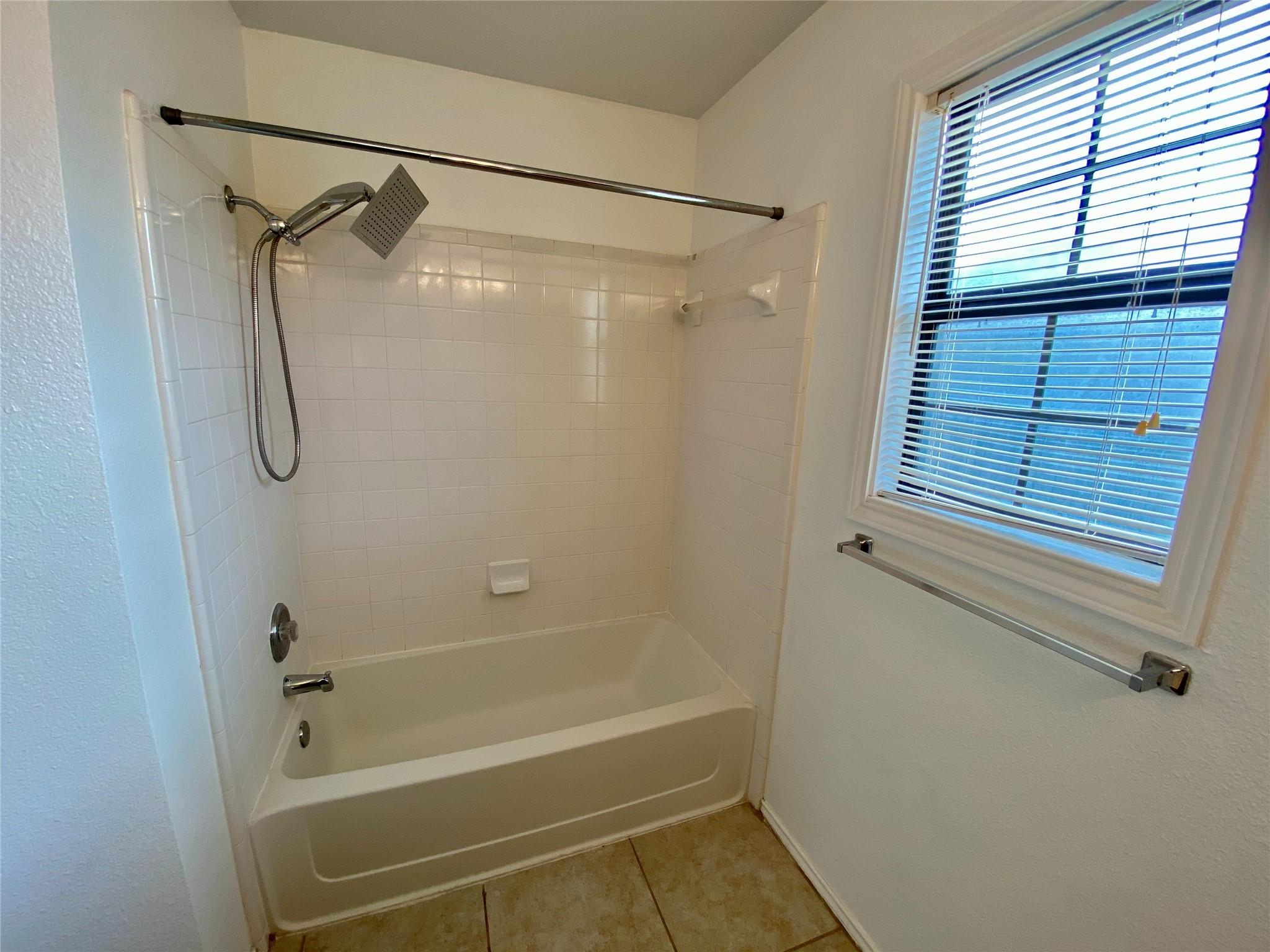 140 Llama Loop, Kyle, TX 78640