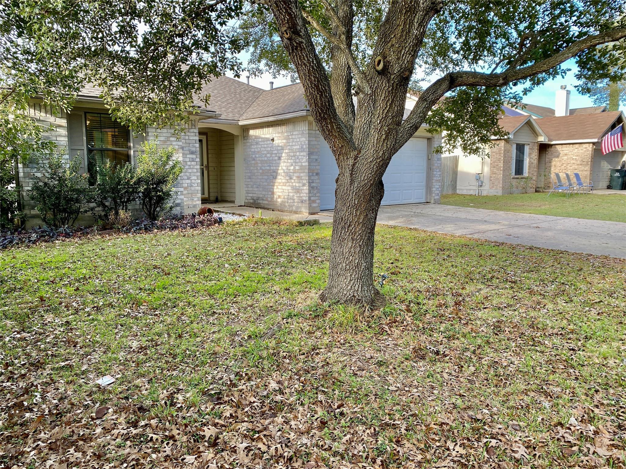 140 Llama Loop, Kyle, TX 78640