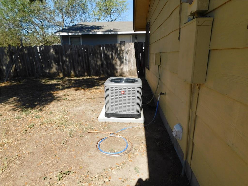 305 Blackson Ave, Austin, TX 78752