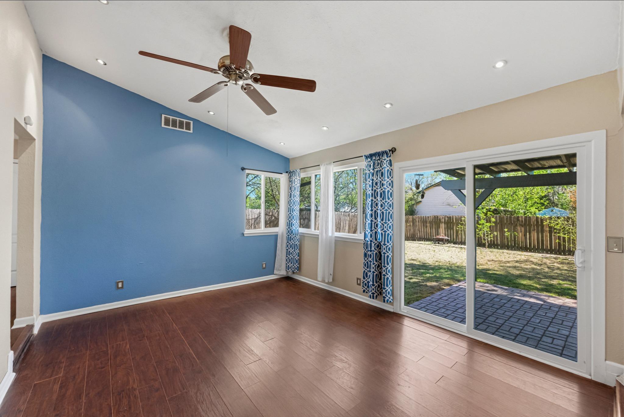 313 Blackberry Dr, Austin, TX 78745