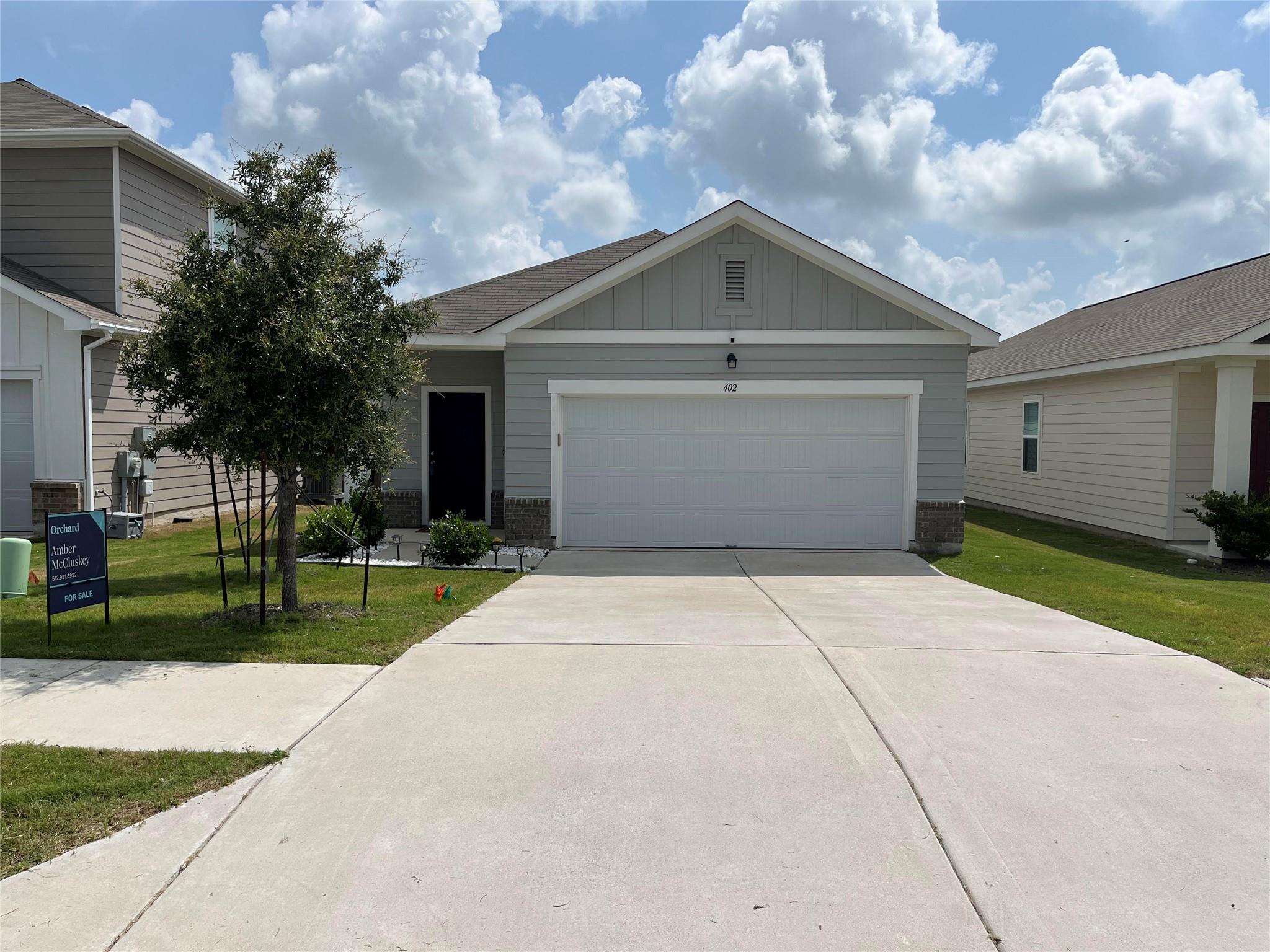 402 Gemsbok Rd, Hutto, TX 78634