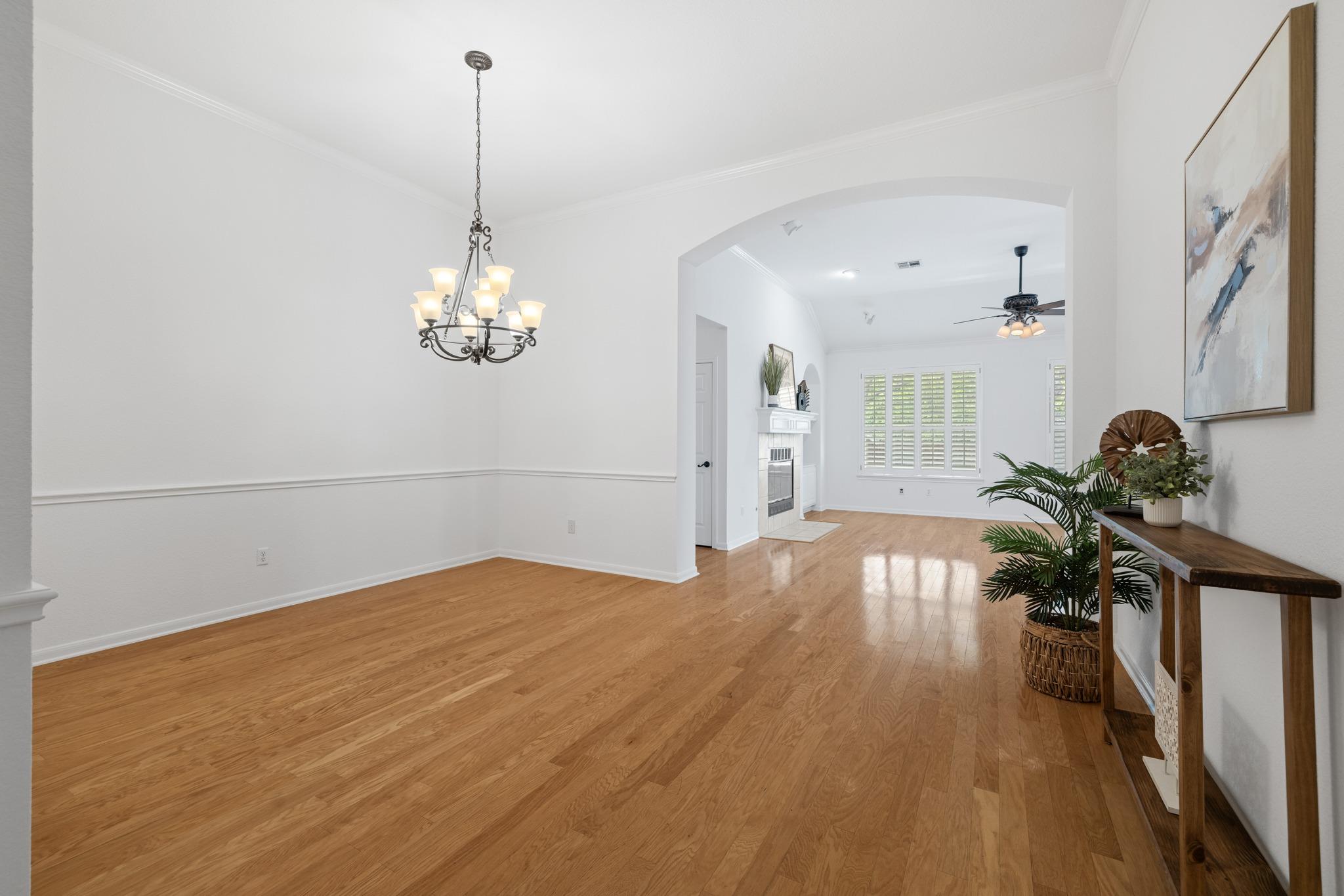 2611 Henley Dr, Round Rock, TX 78681