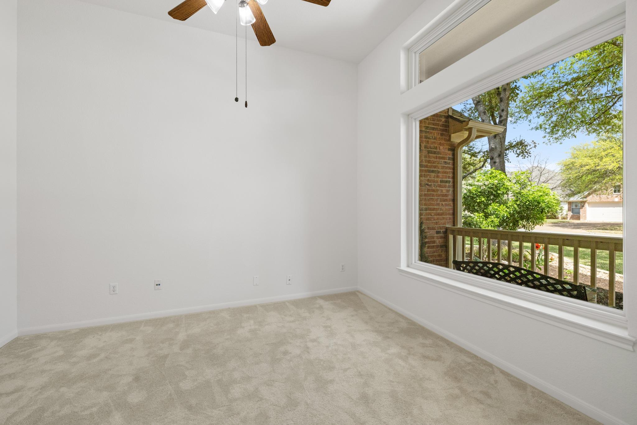 2611 Henley Dr, Round Rock, TX 78681