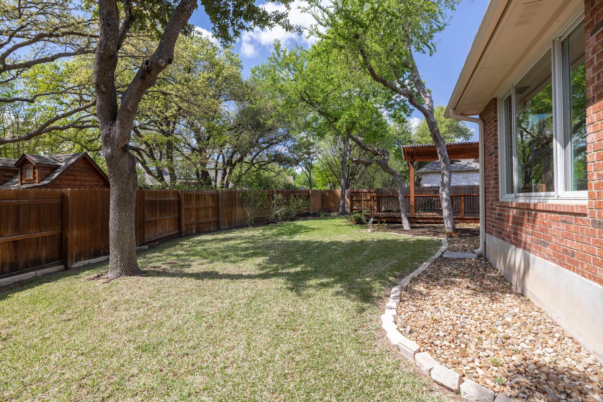 2611 Henley Dr, Round Rock, TX 78681