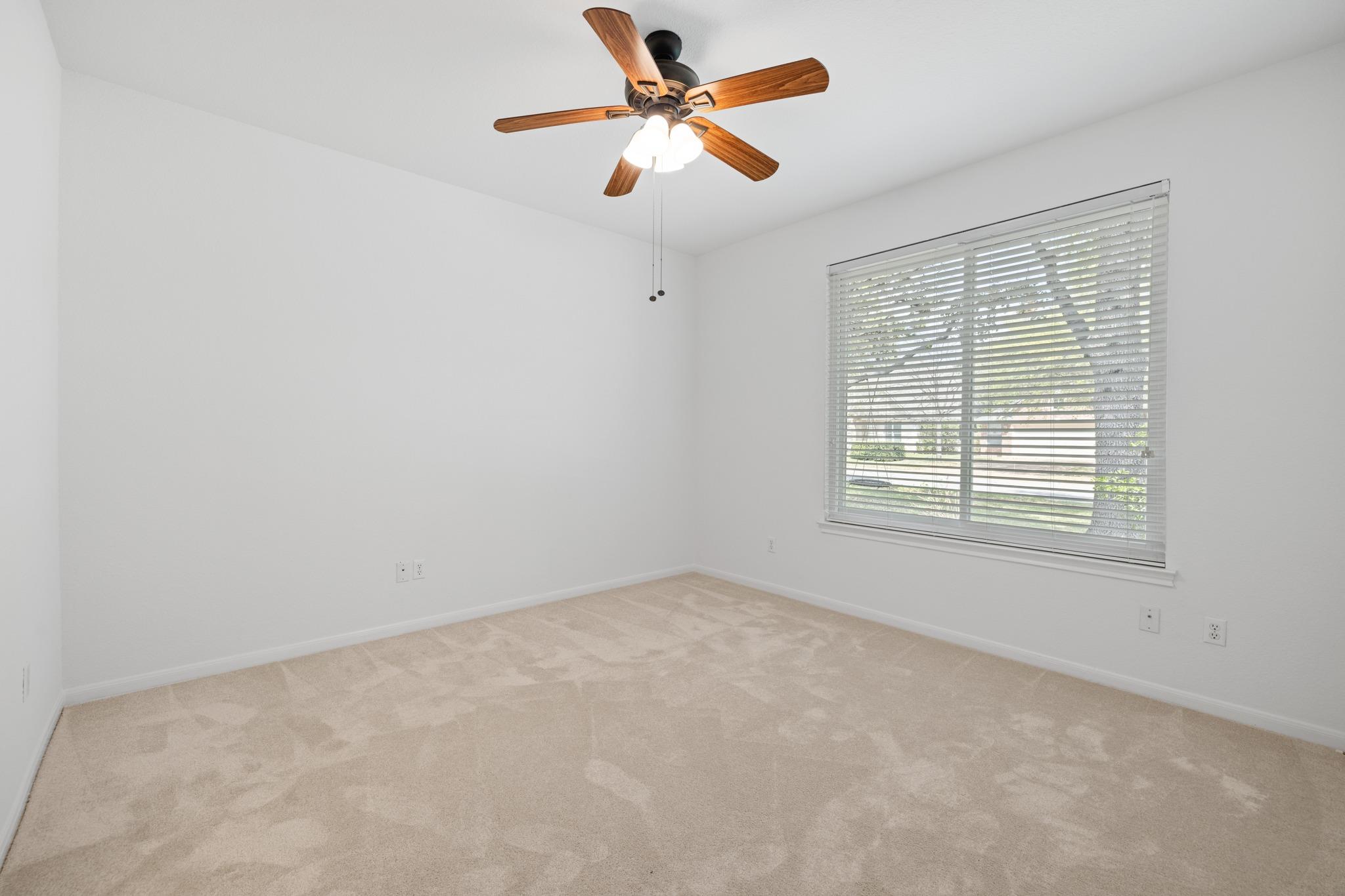 2611 Henley Dr, Round Rock, TX 78681