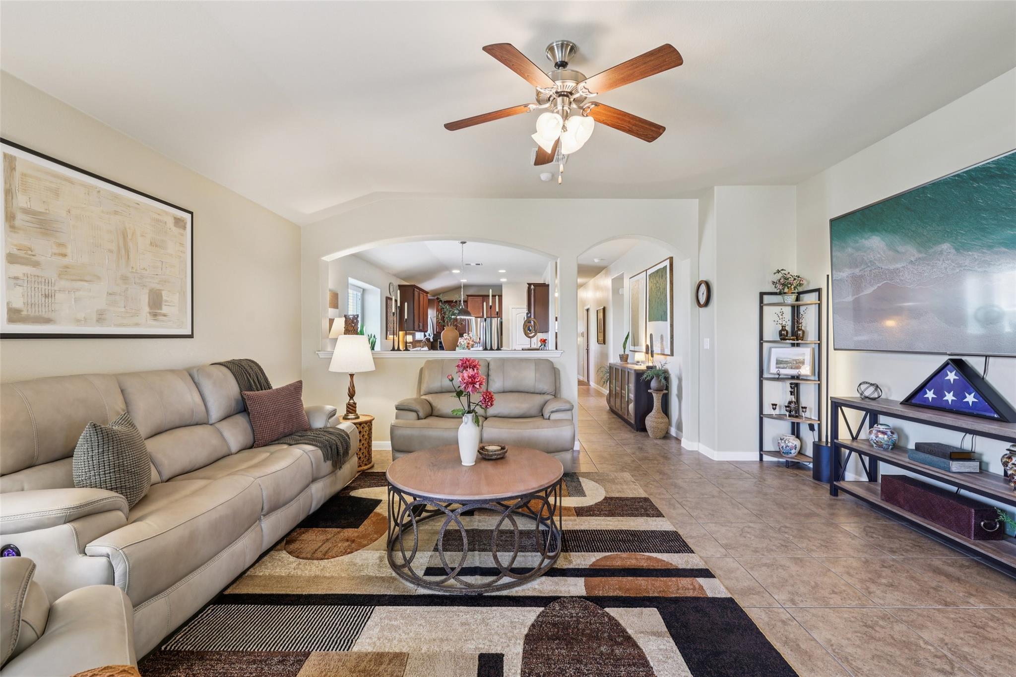 180 Chickadee Cv, Kyle, TX 78640