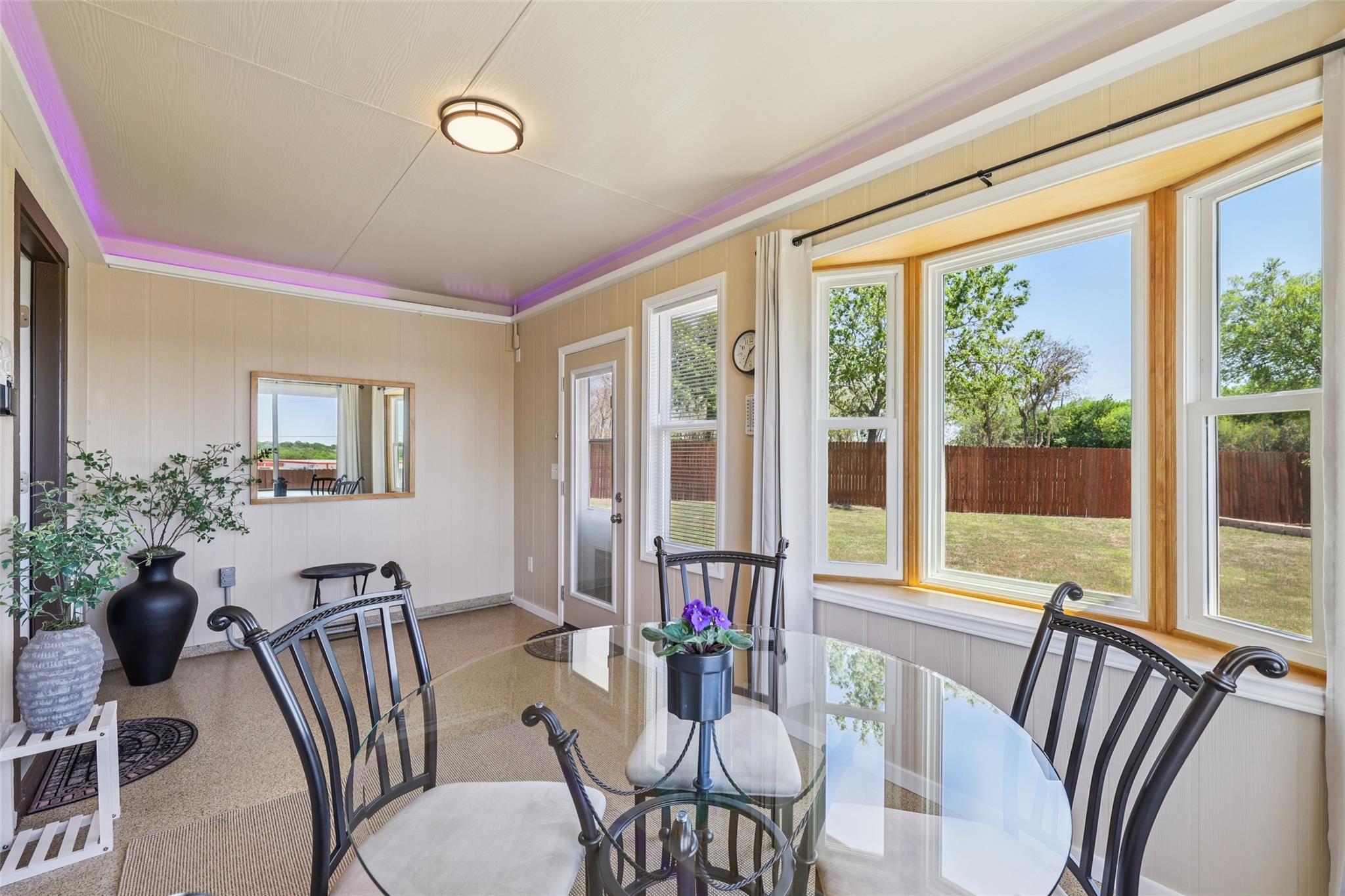 180 Chickadee Cv, Kyle, TX 78640