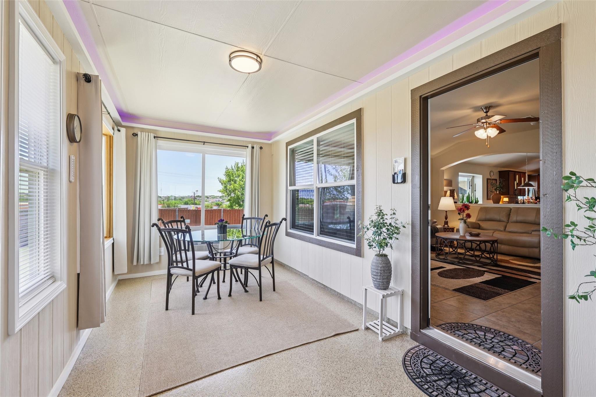 180 Chickadee Cv, Kyle, TX 78640