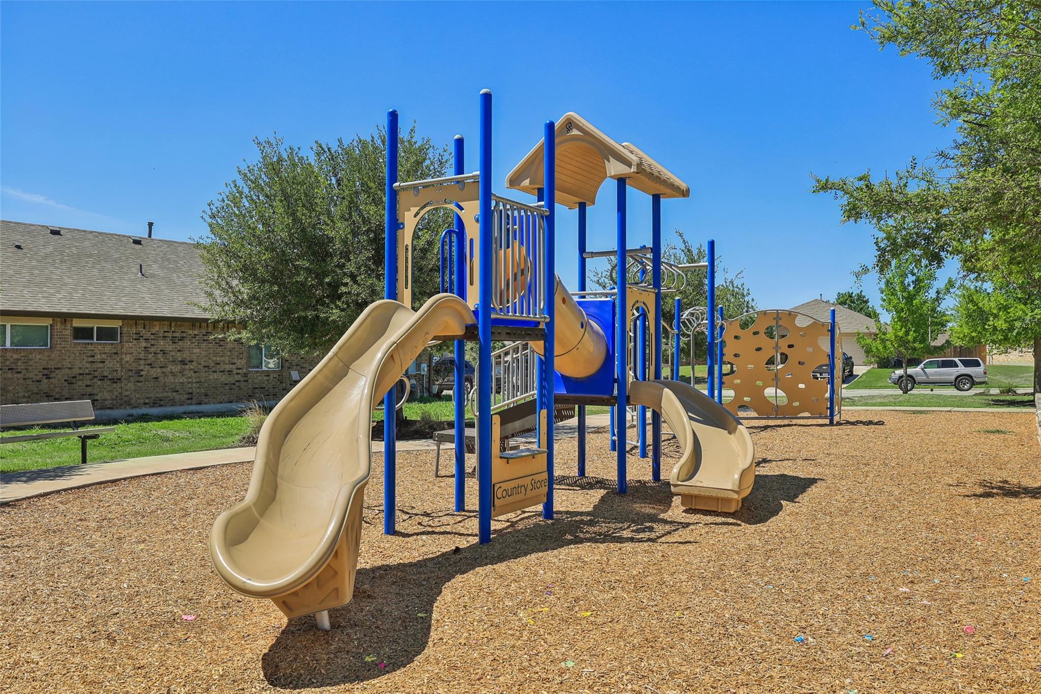 180 Chickadee Cv, Kyle, TX 78640