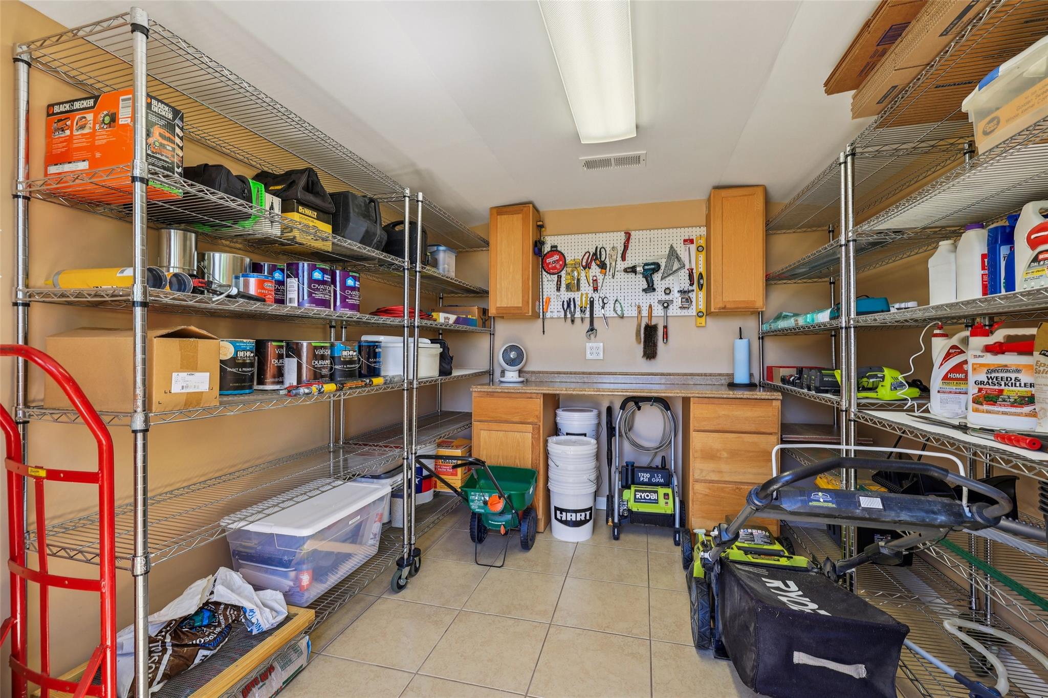 180 Chickadee Cv, Kyle, TX 78640