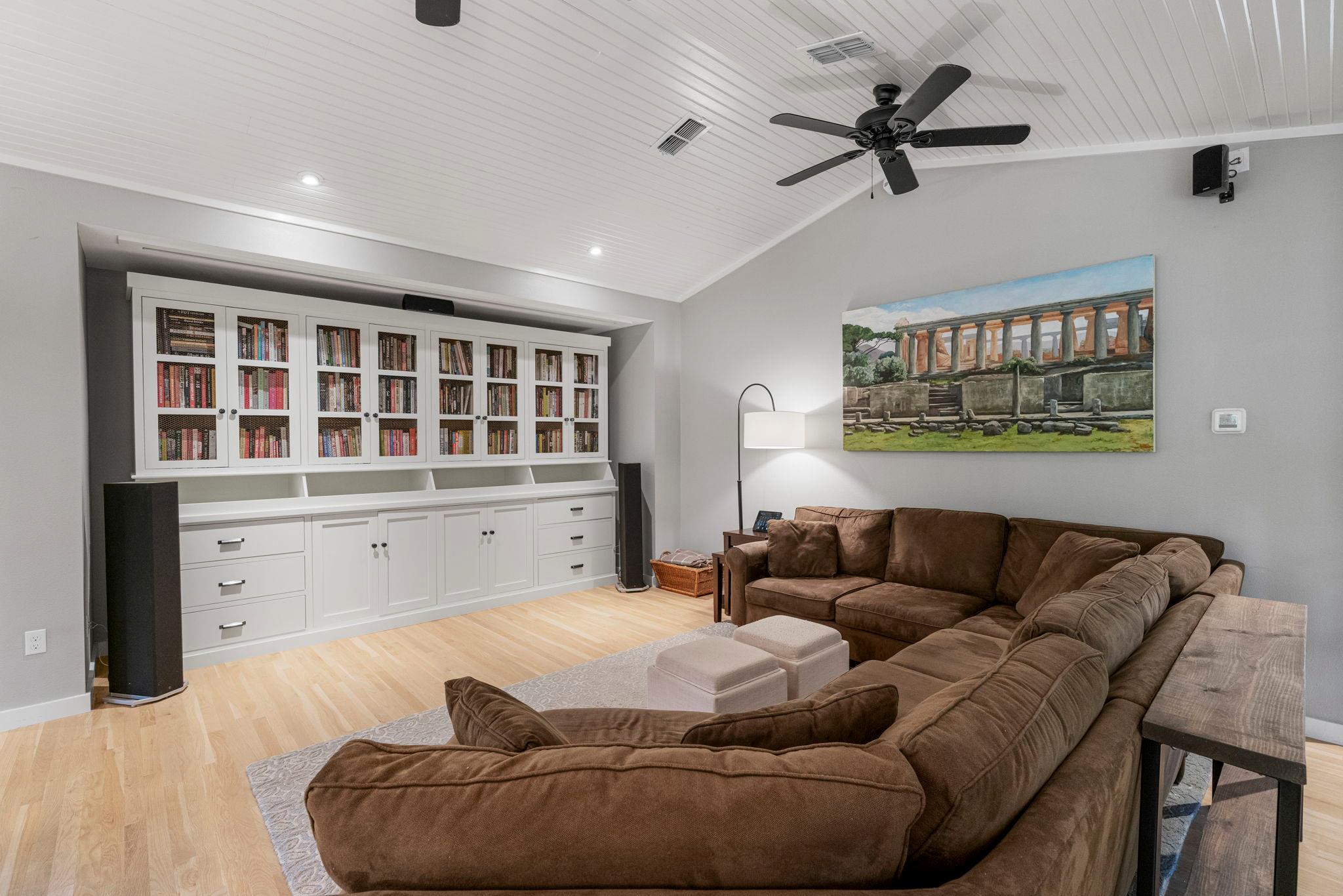 3707 McNeil Dr, Austin, TX 78727