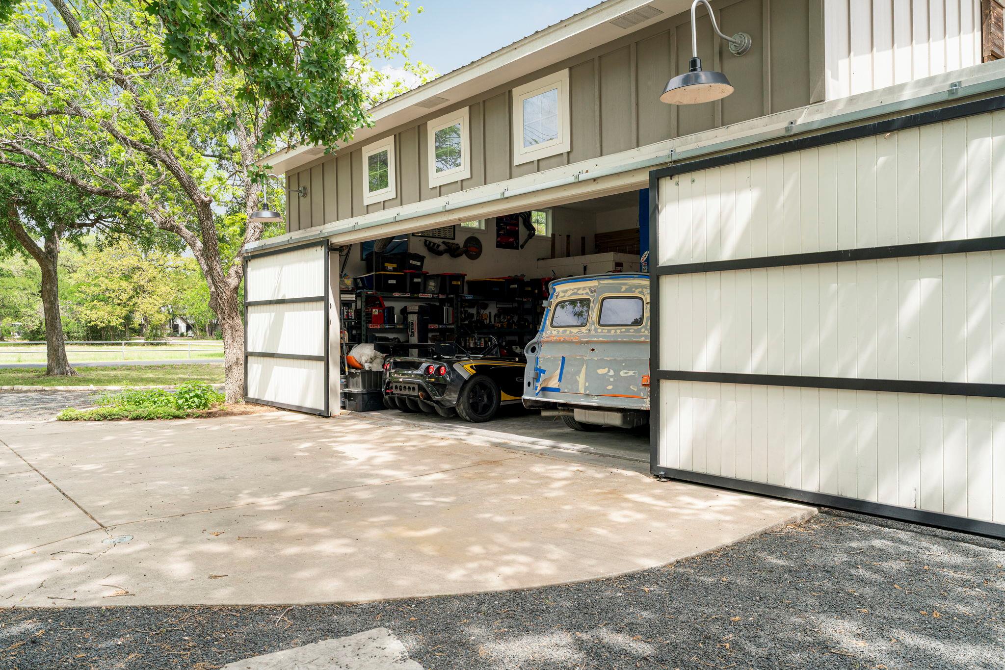 3707 McNeil Dr, Austin, TX 78727