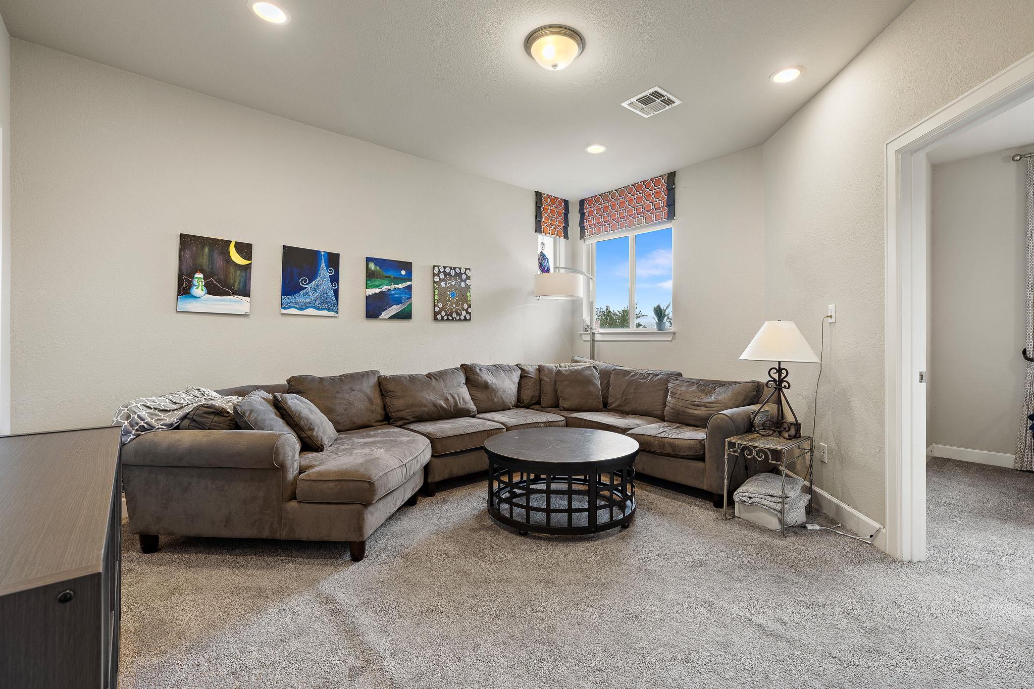 2904 Santa Rosita Dr, Round Rock, TX 78665