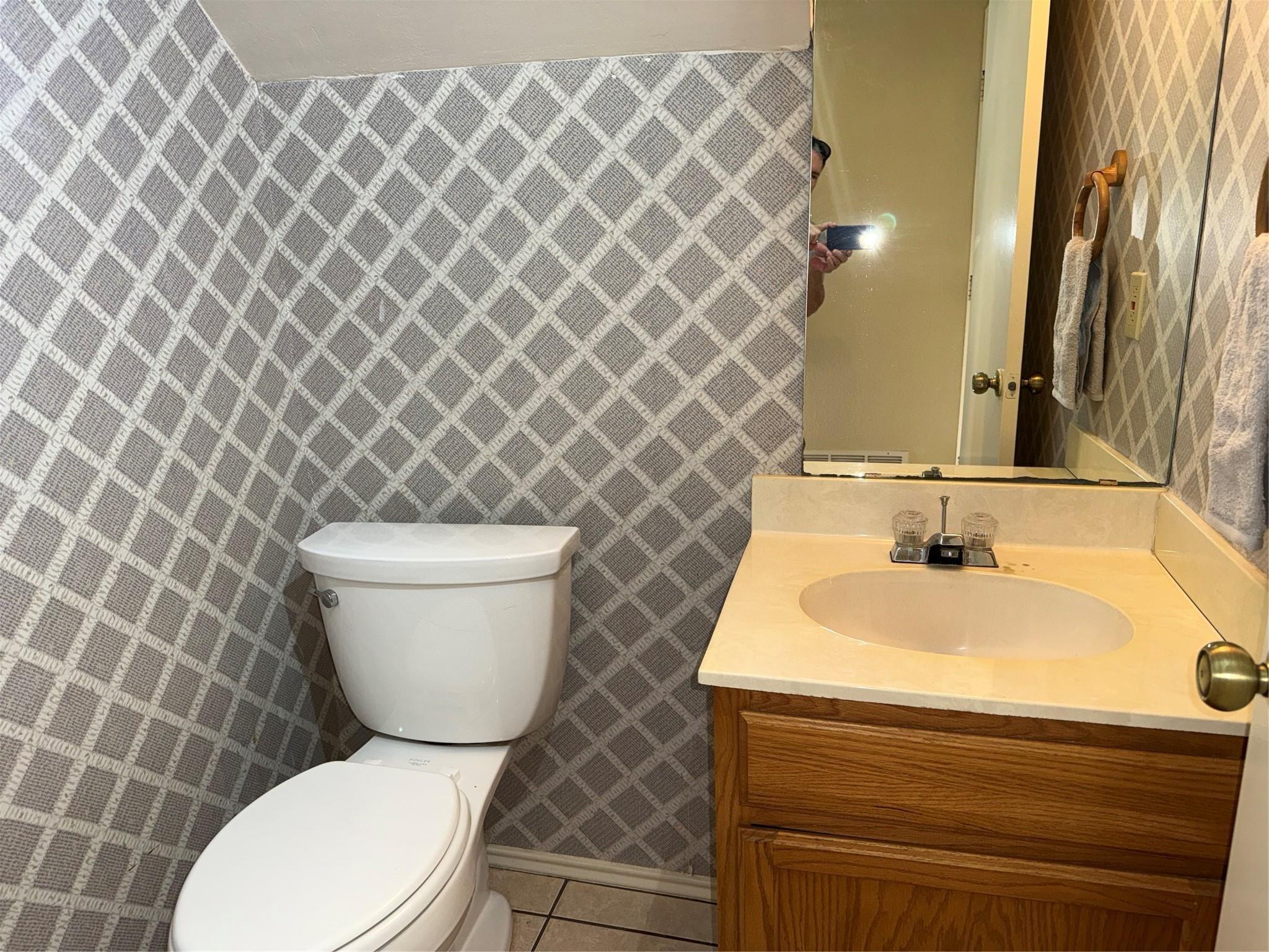 6109 Parkwood Dr # A, Austin, TX 78735