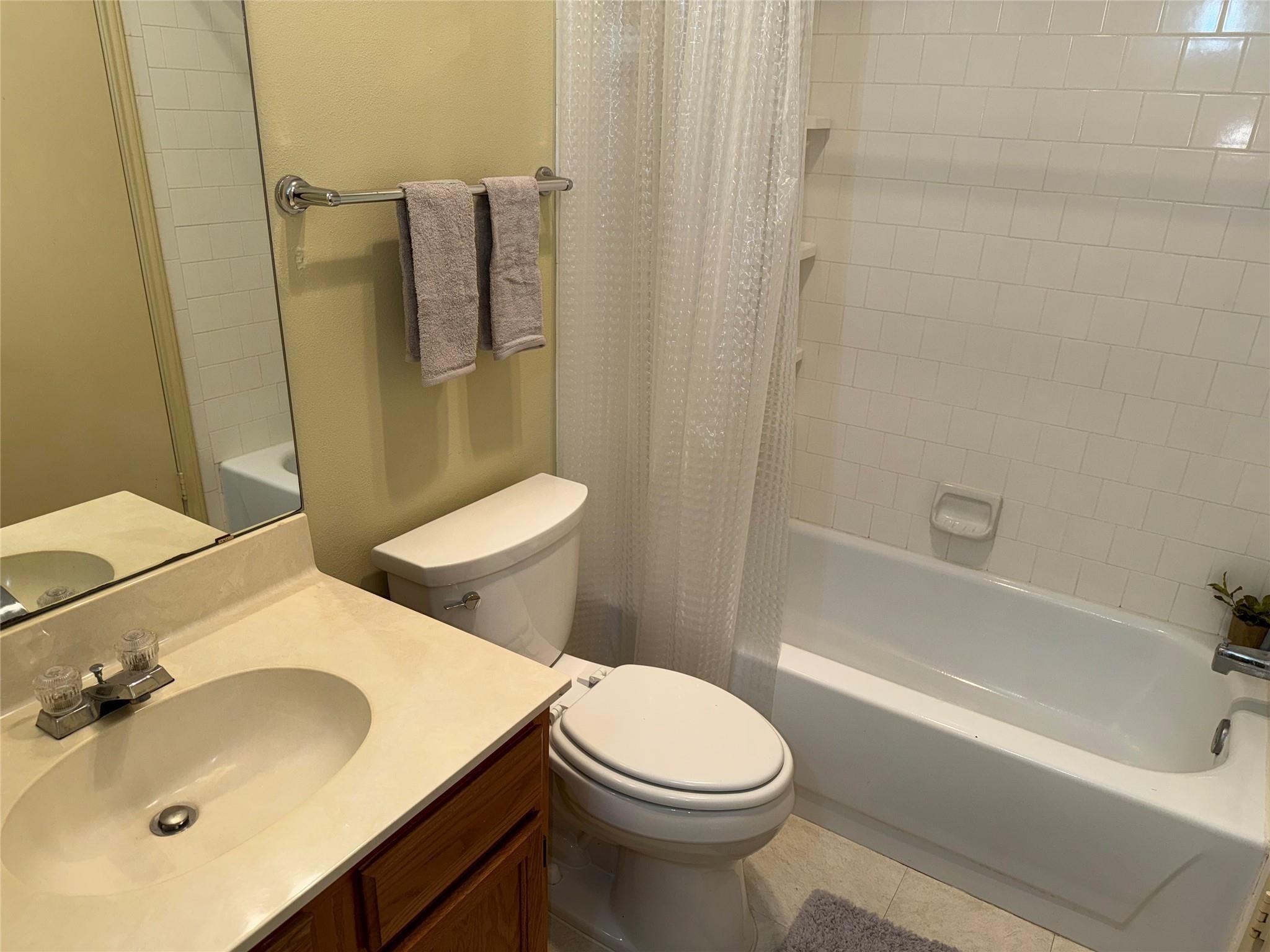 6109 Parkwood Dr # A, Austin, TX 78735