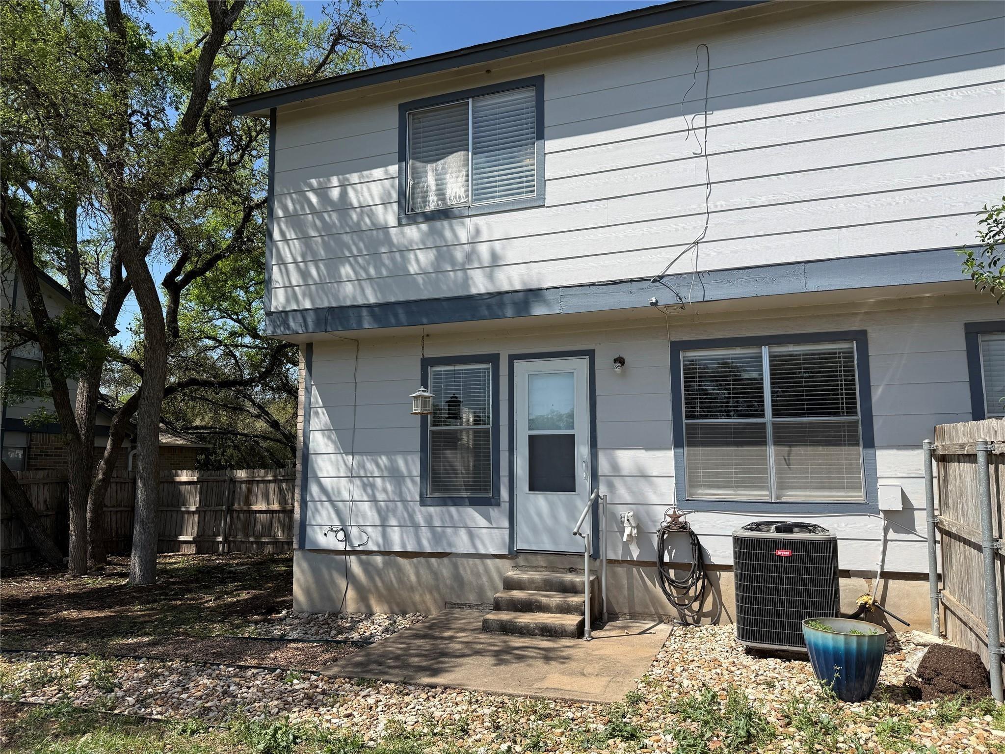 6109 Parkwood Dr # A, Austin, TX 78735