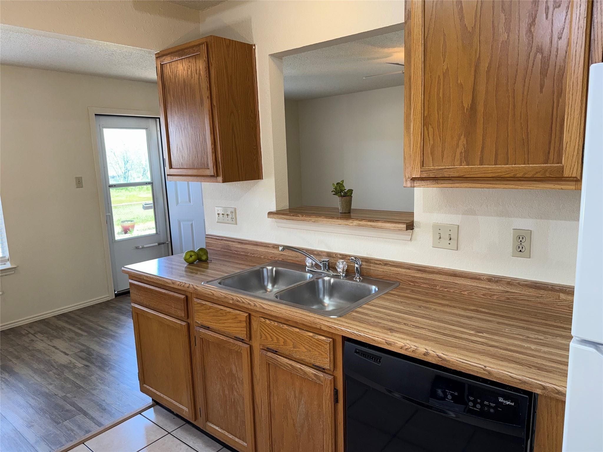 6109 Parkwood Dr # A, Austin, TX 78735