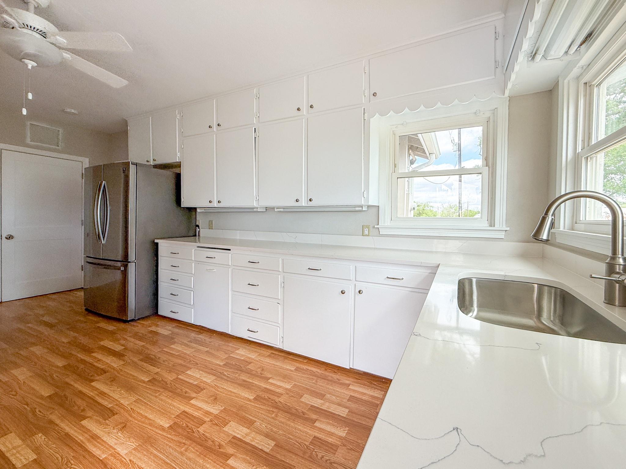 267 Bodemann Ln, Lockhart, TX 78644