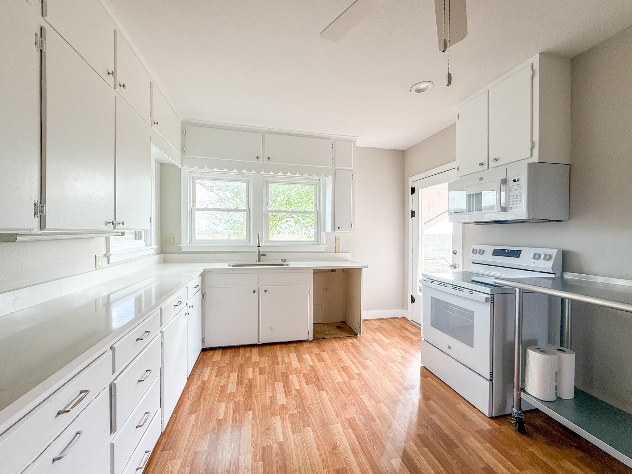 267 Bodemann Ln, Lockhart, TX 78644