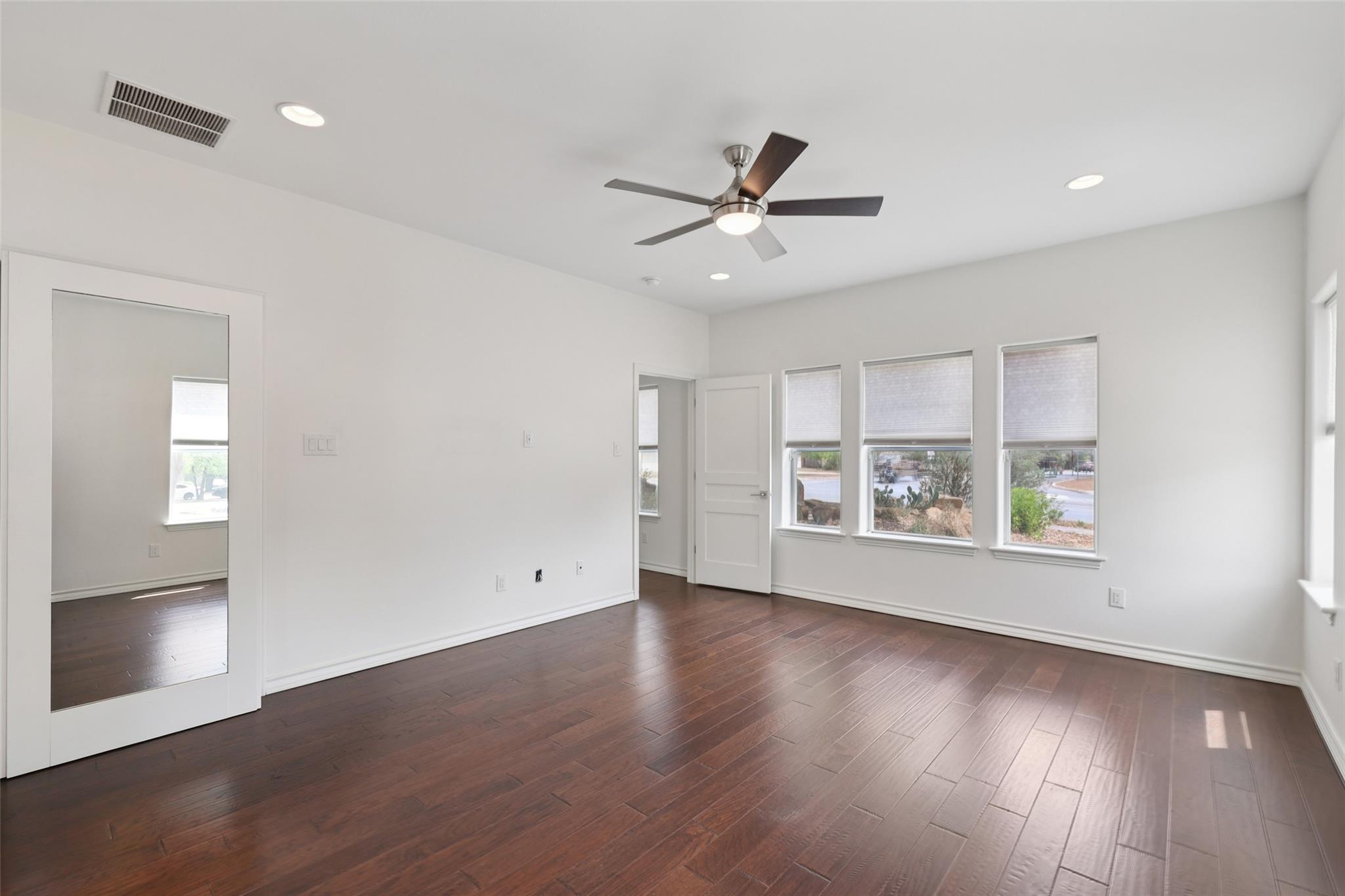 418 W Holland St, San Marcos, TX 78666