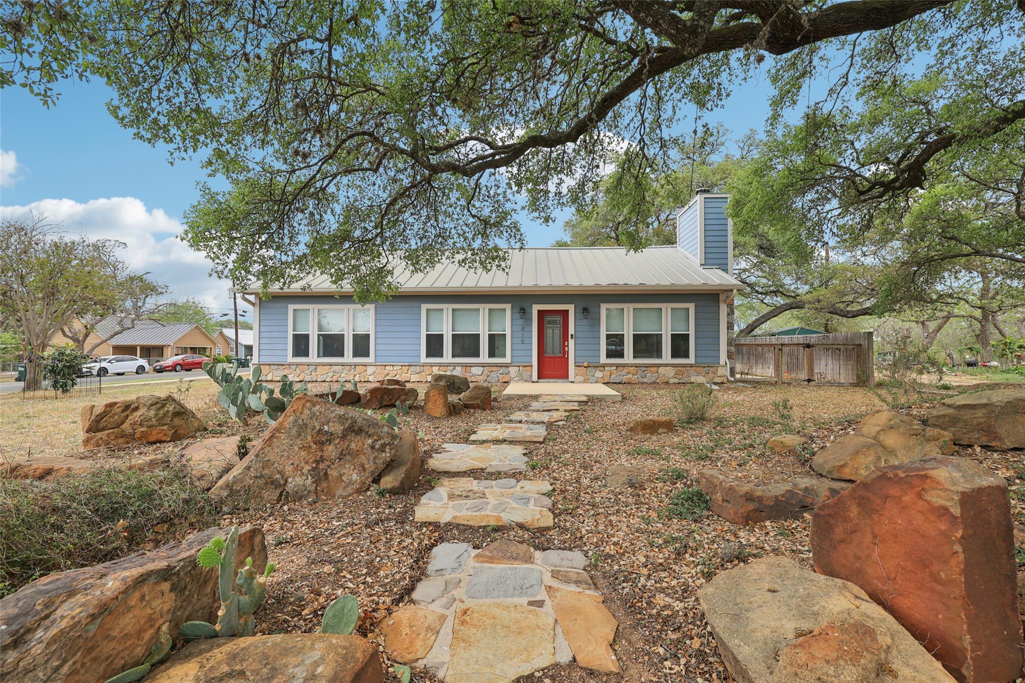 418 W Holland St, San Marcos, TX 78666