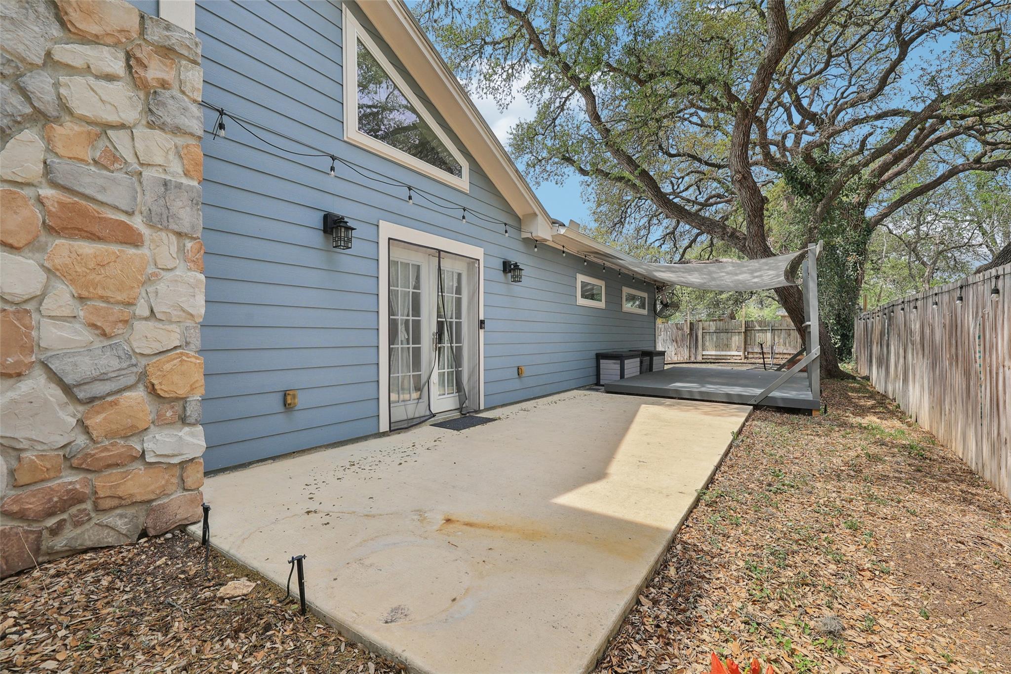 418 W Holland St, San Marcos, TX 78666