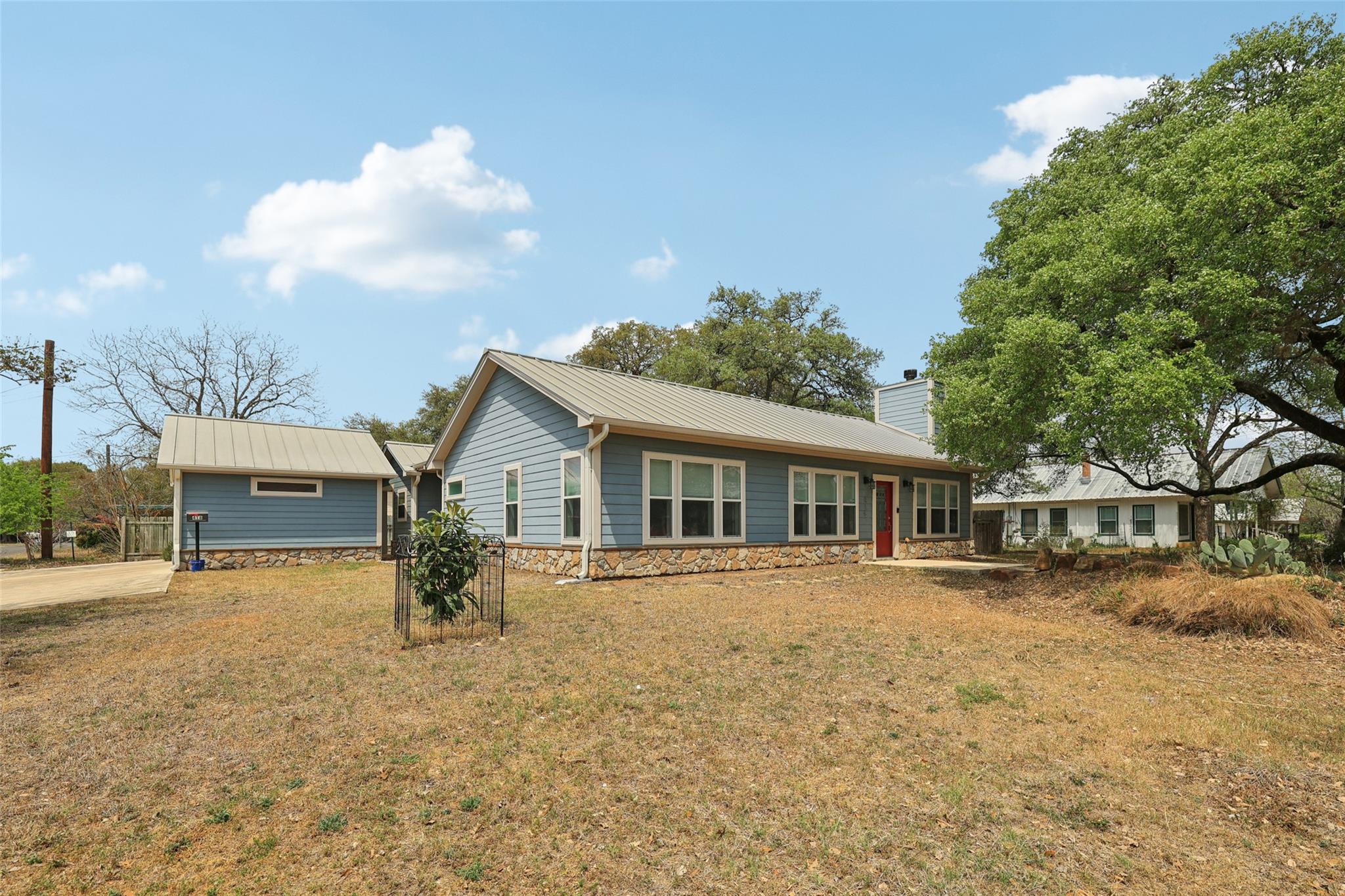 418 W Holland St, San Marcos, TX 78666