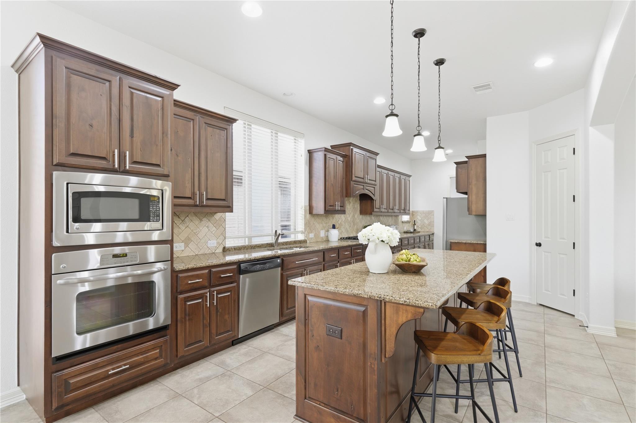 3519 Alexandrite Way, Round Rock, TX 78681