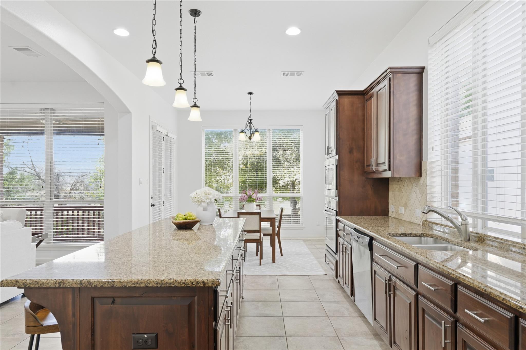 3519 Alexandrite Way, Round Rock, TX 78681