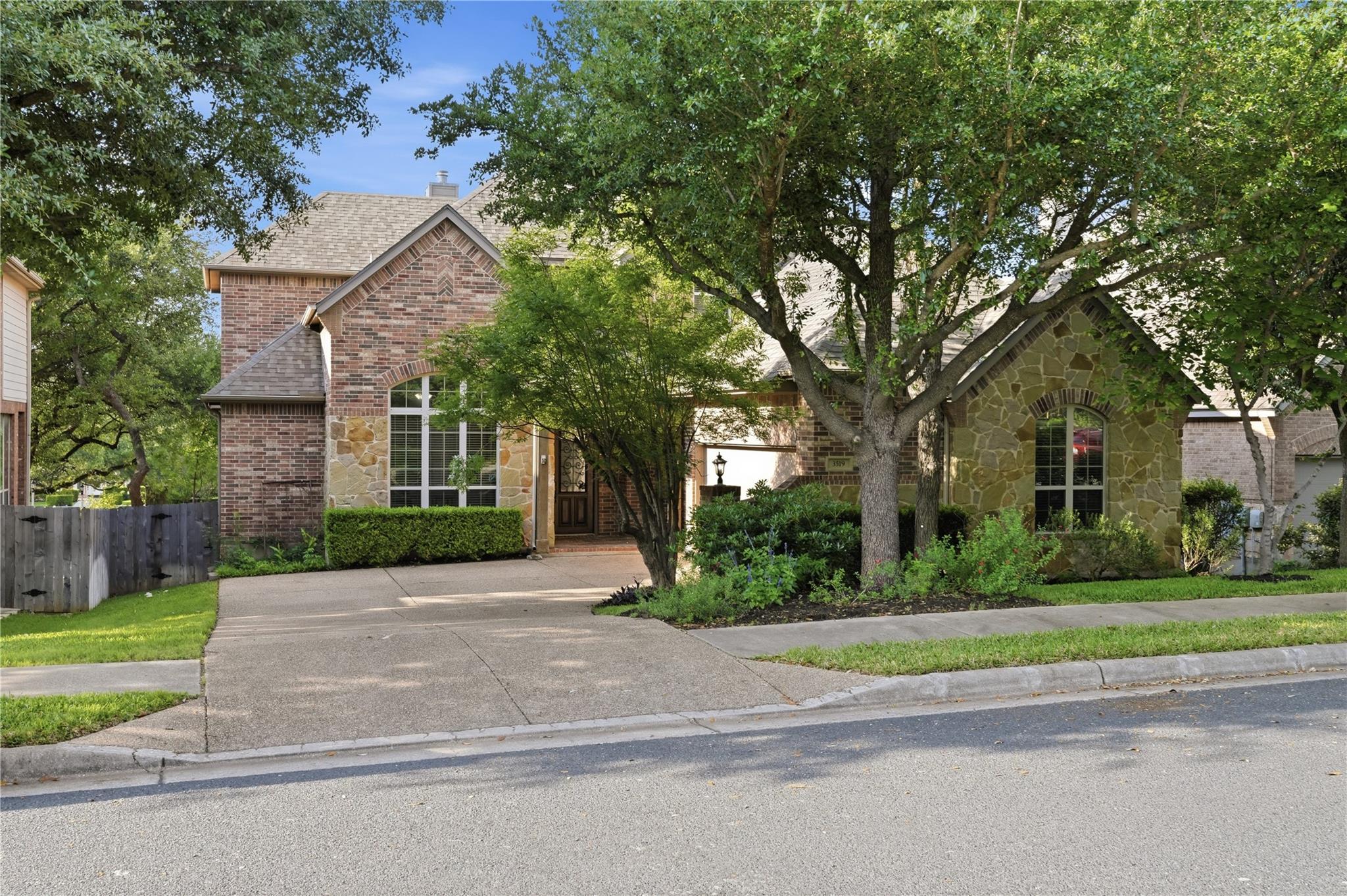 3519 Alexandrite Way, Round Rock, TX 78681