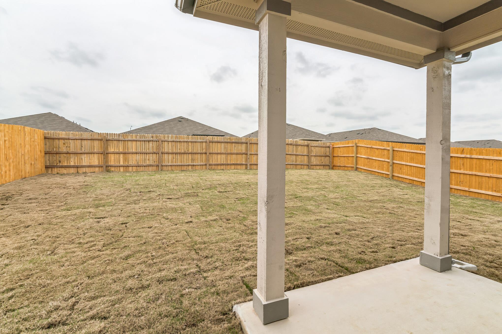 309 Pedernales Ln, Hutto, TX 78634