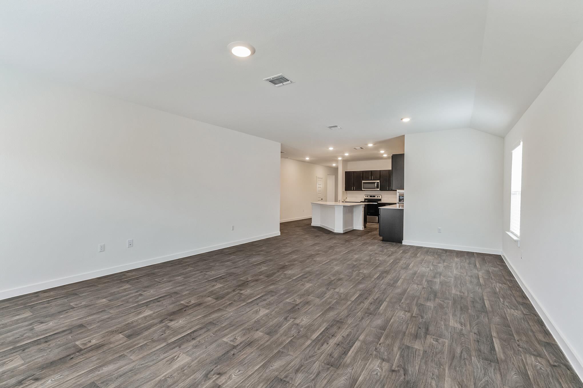 309 Pedernales Ln, Hutto, TX 78634