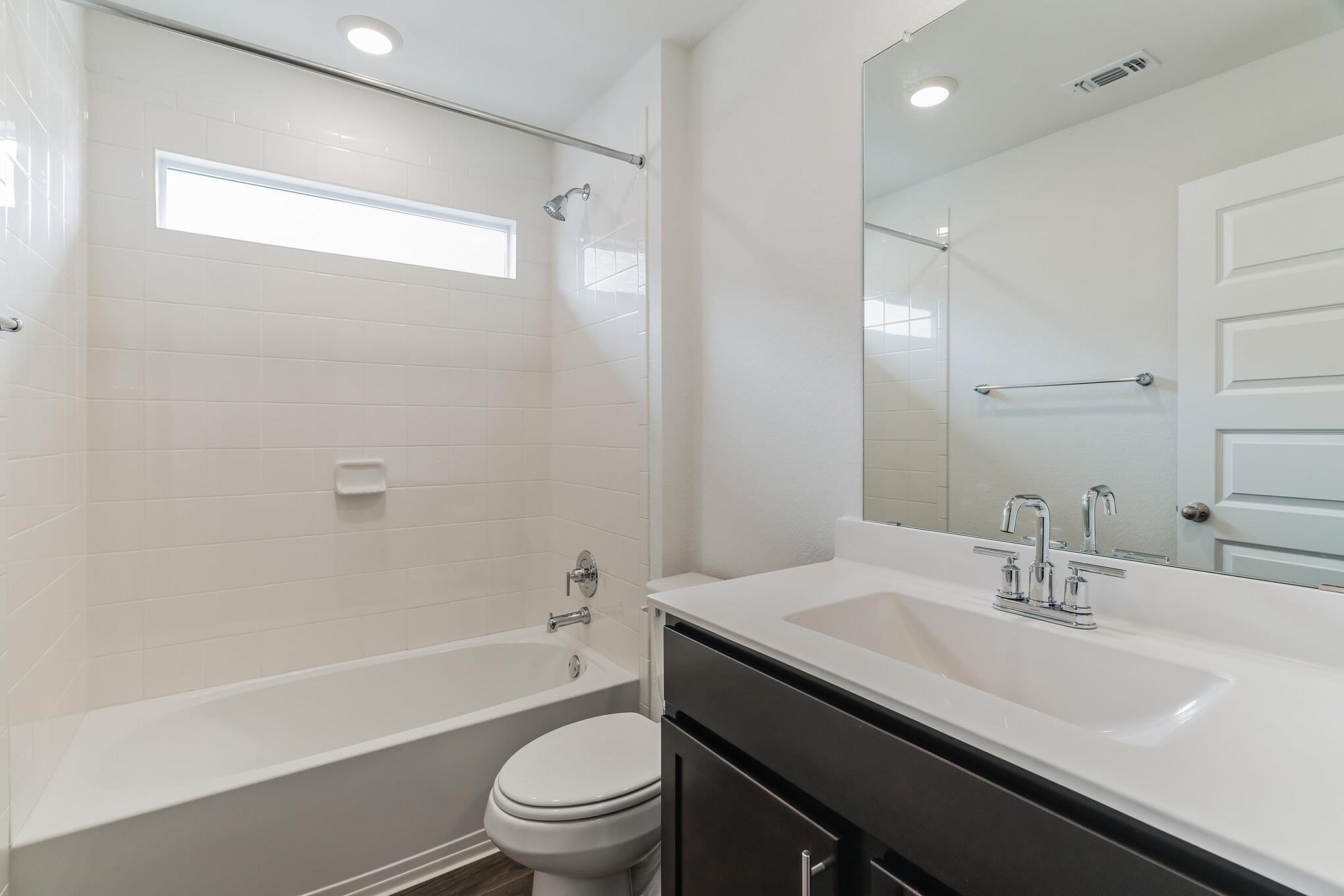 309 Pedernales Ln, Hutto, TX 78634