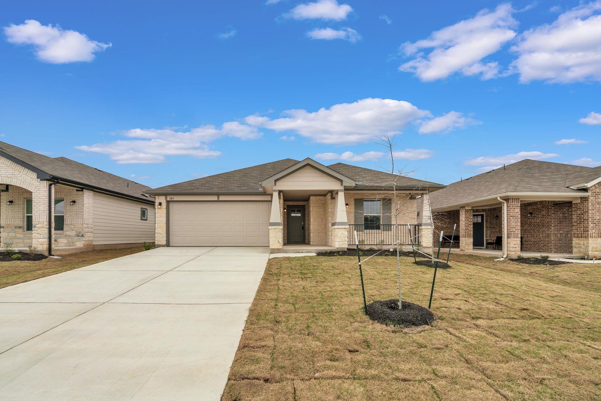 309 Pedernales Ln, Hutto, TX 78634